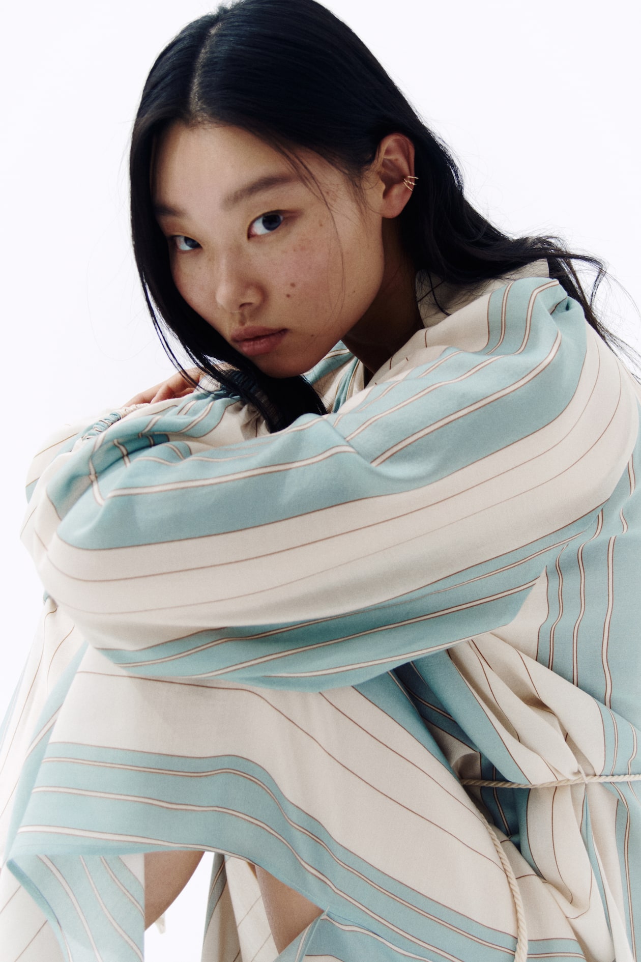 Oversized Tie-Belt Dress - image 4