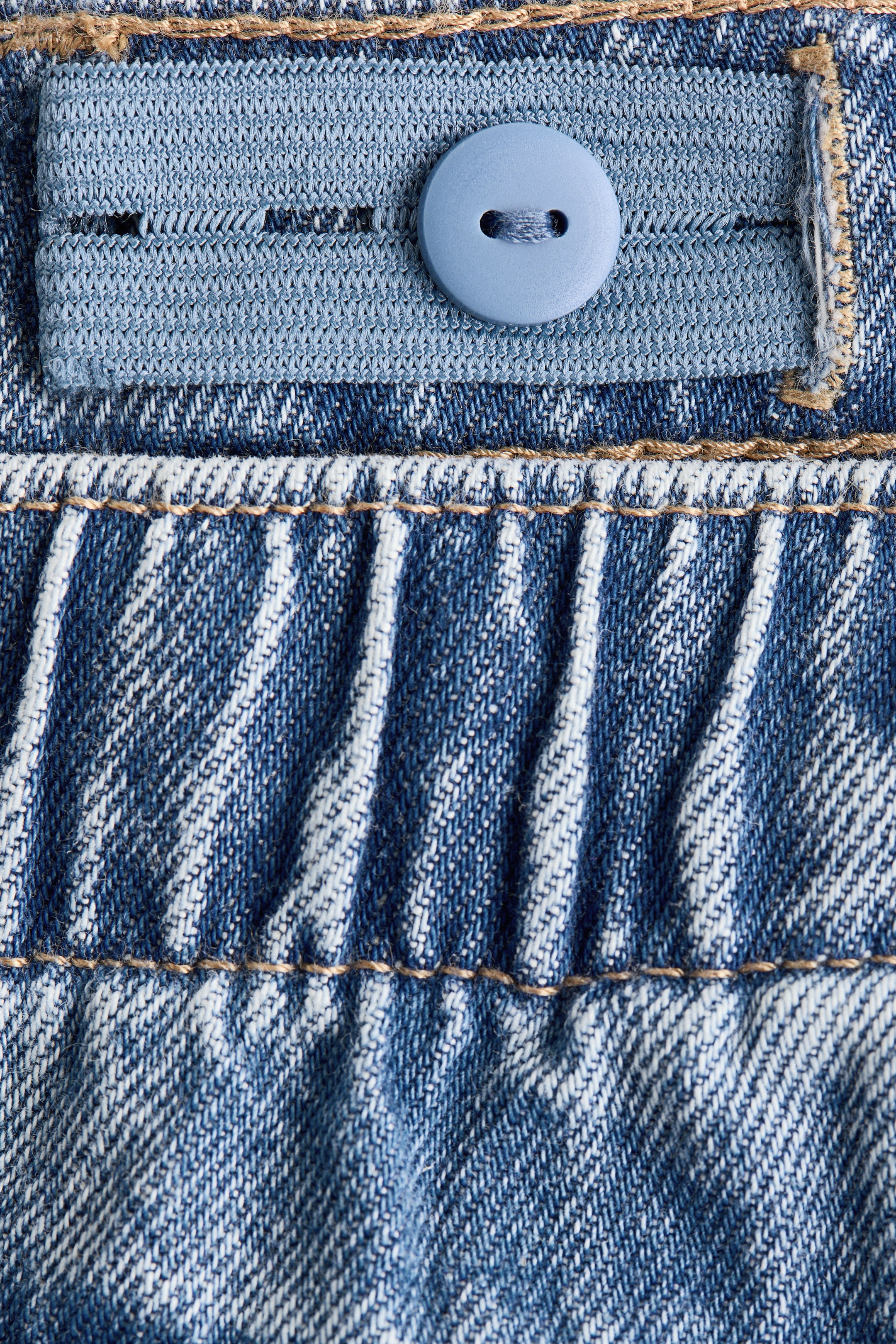 Wide-Leg Jeans with Motif