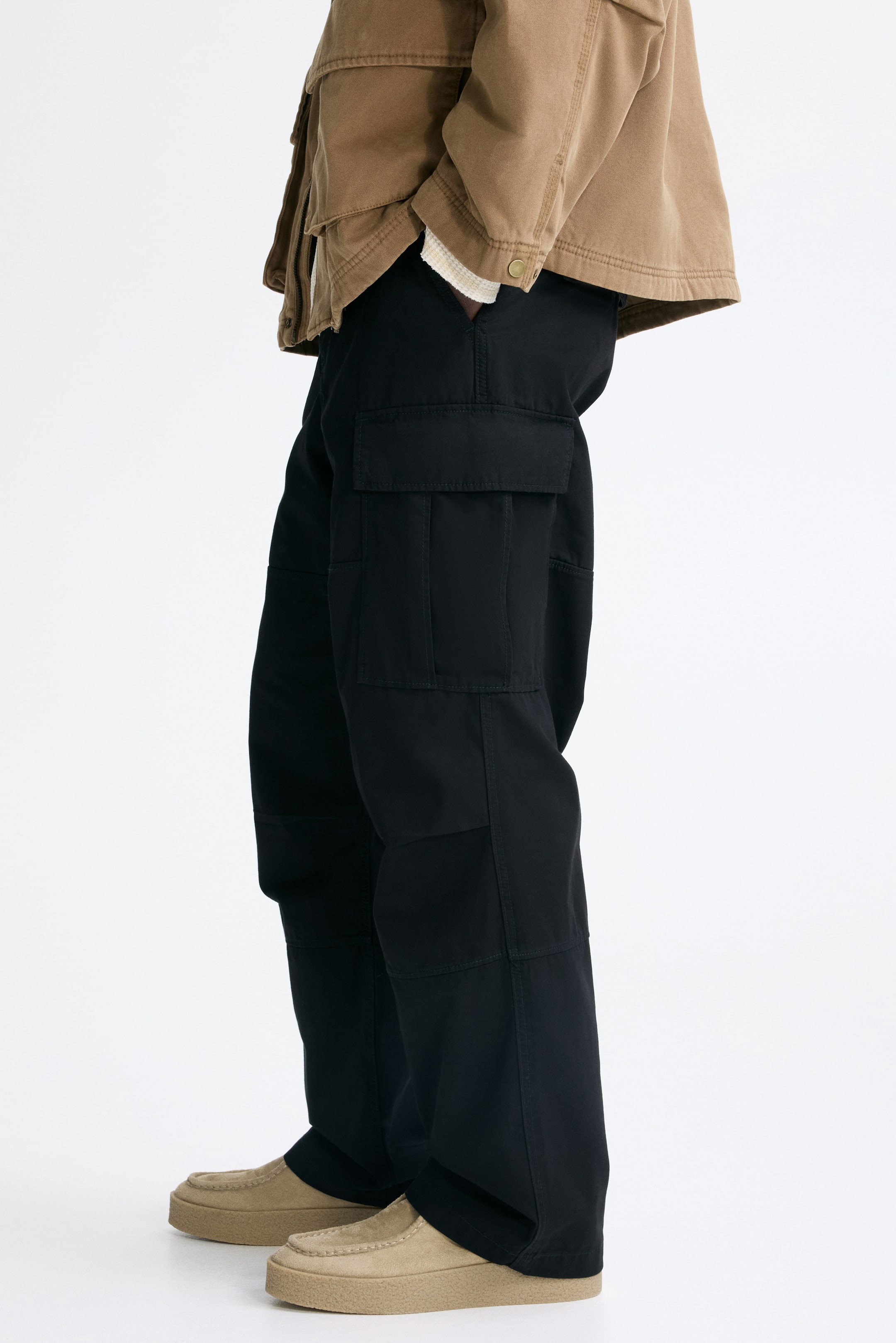 View larger image: Relaxed-Fit Cotton Cargo Pants - Black - Men | H&M US 3