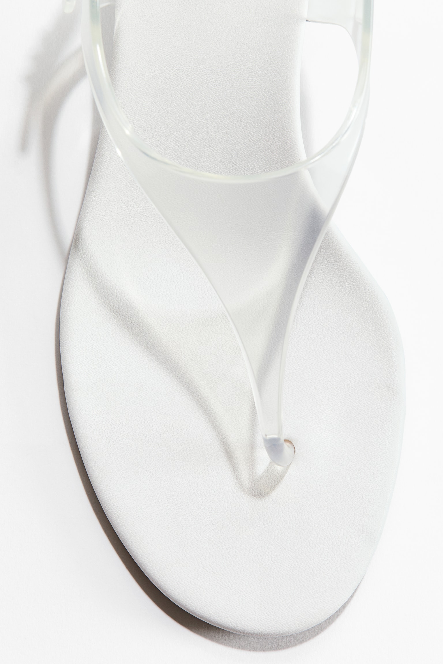 Kitten-heeled sandals - 3