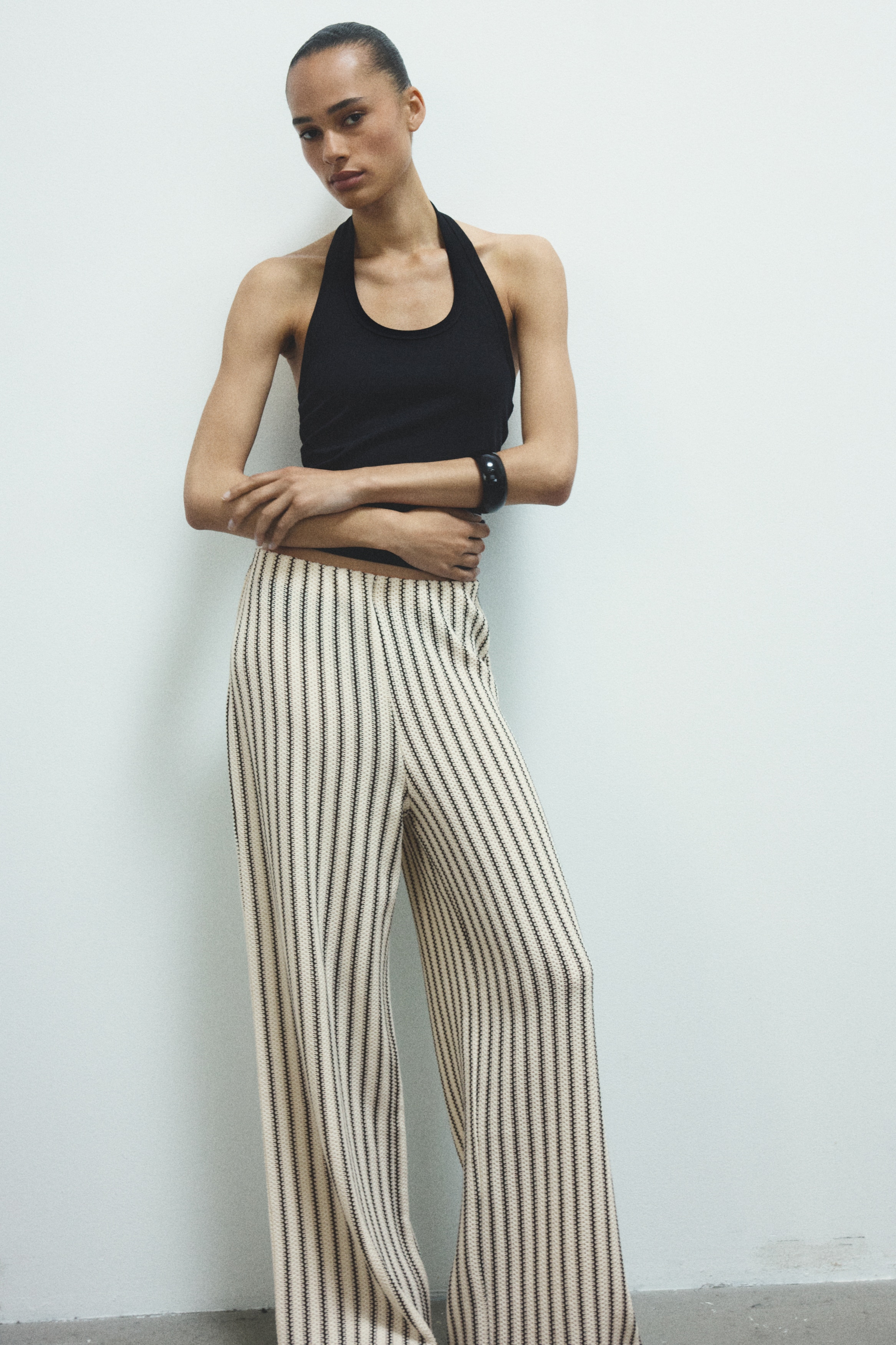 Women's Black/zigzag pattern Wide-Leg Textured-Knit Pants | H&M US