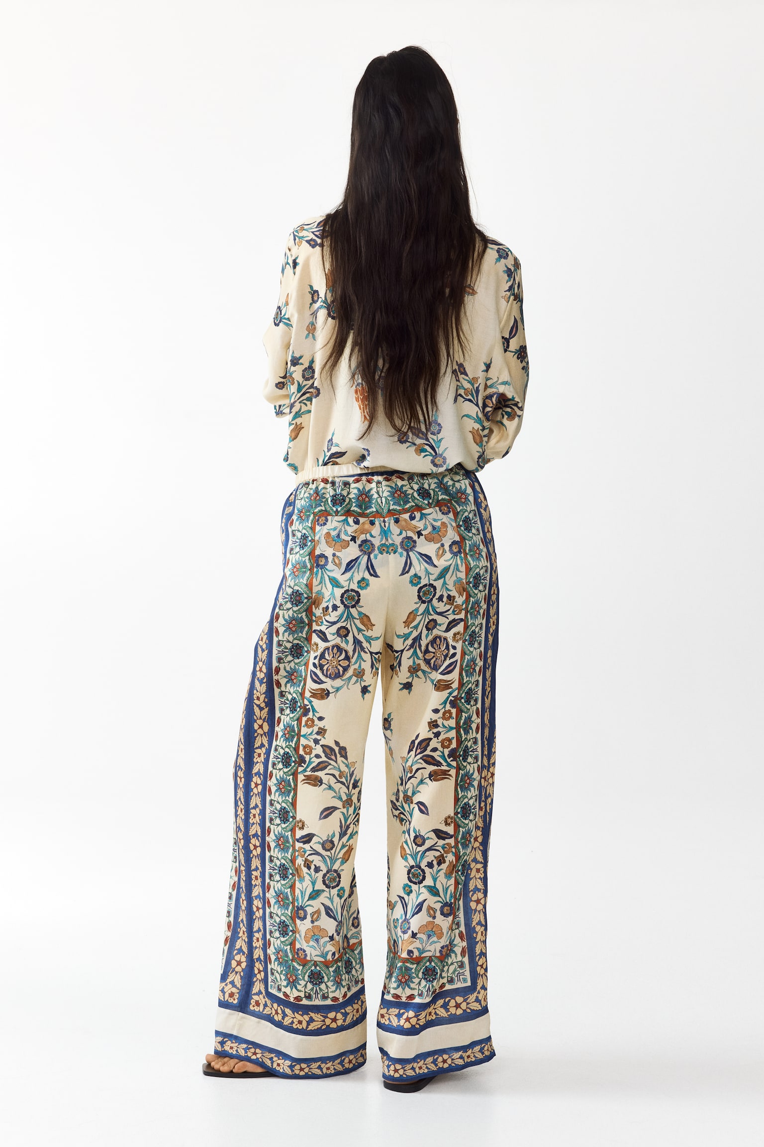 Pantalon imprimé avec taille élastique - Beige clair/fleuri - 3