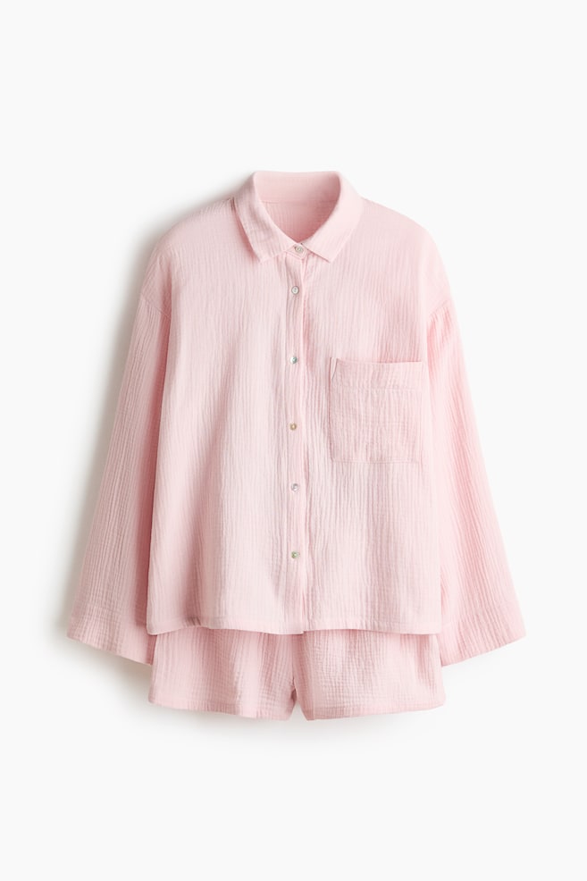 Pijama cu cămașă și pantaloni scurți - Roz-deschis/Roz-deschis/inimi/Crem/flori/Albastru-închis/Maro-prăfuit/Crem/flori/Crem/buline/Albastru-prăfuit deschis/Gri-închis/Alb/lămâi - 1