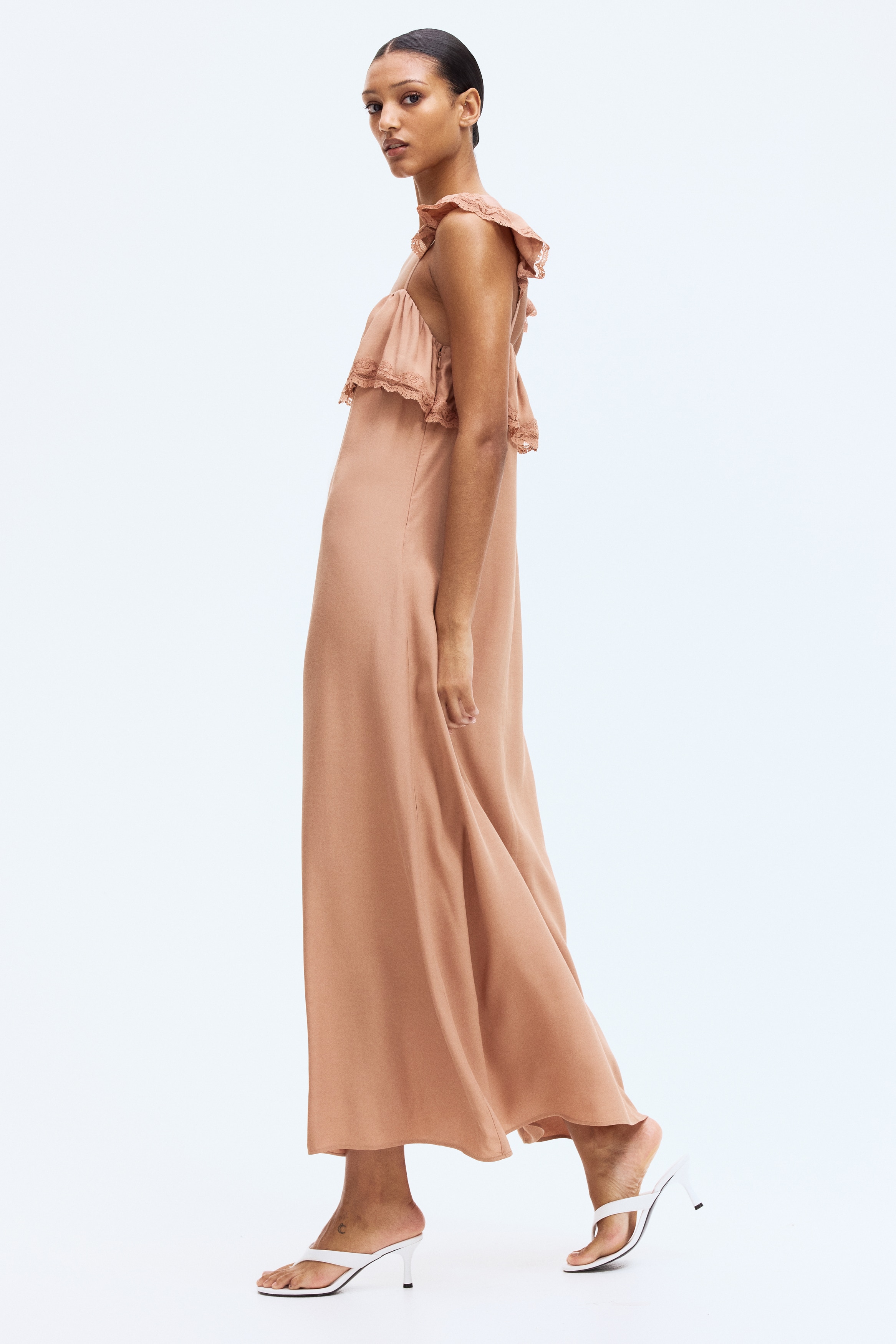 Lace-trimmed maxi dress