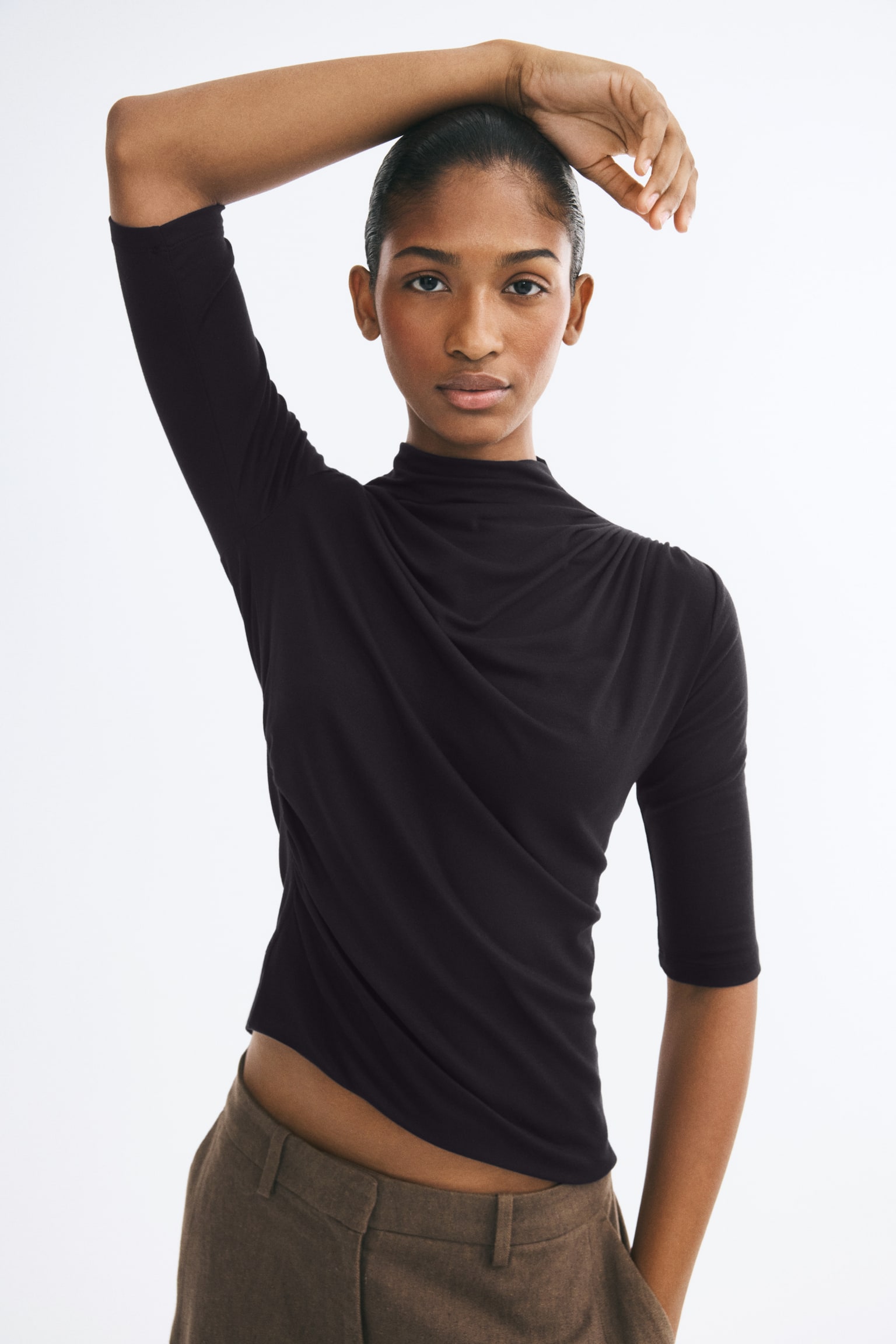 Женский топ H&M Draped Mock Turtleneck, цвет: Чёрный — фото 4