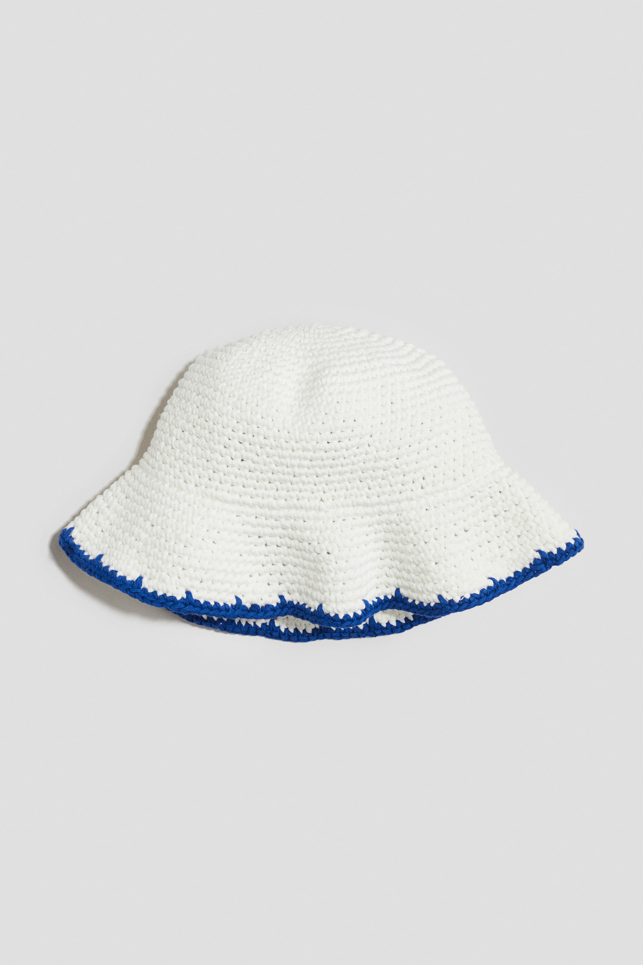 Crochet-Look Bucket Hat