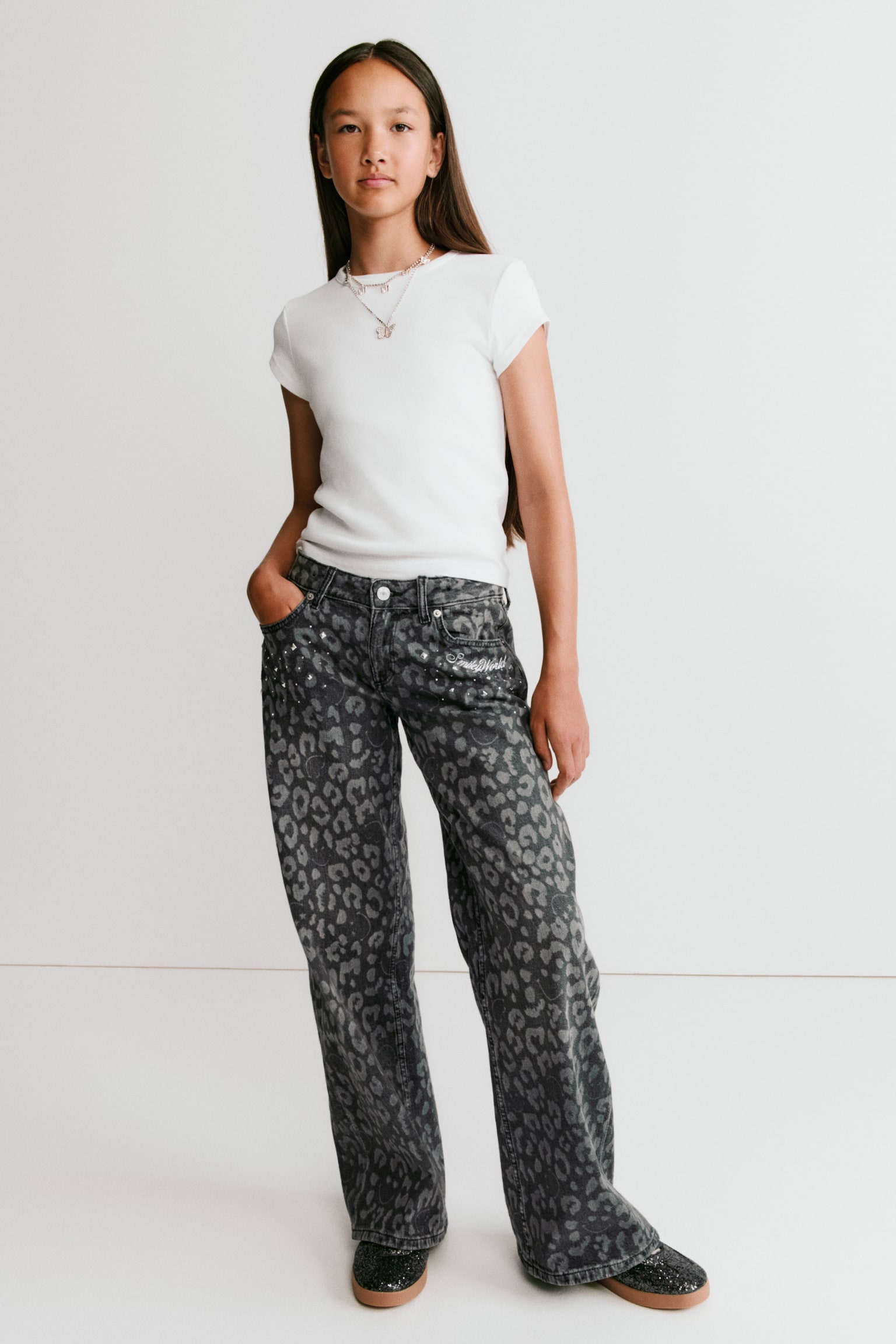 Wide-Leg Low Jeans - Denim gray/SmileyWorld® - 1