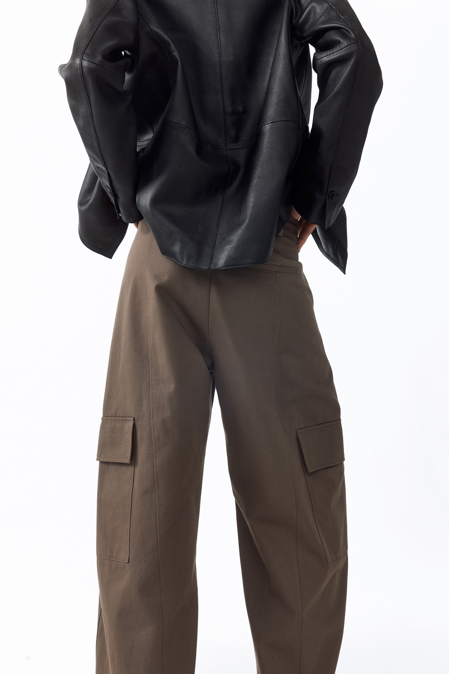 Женские брюки H&M Cotton Barrel-Leg, цвет: Хаки зелёный — фото 3