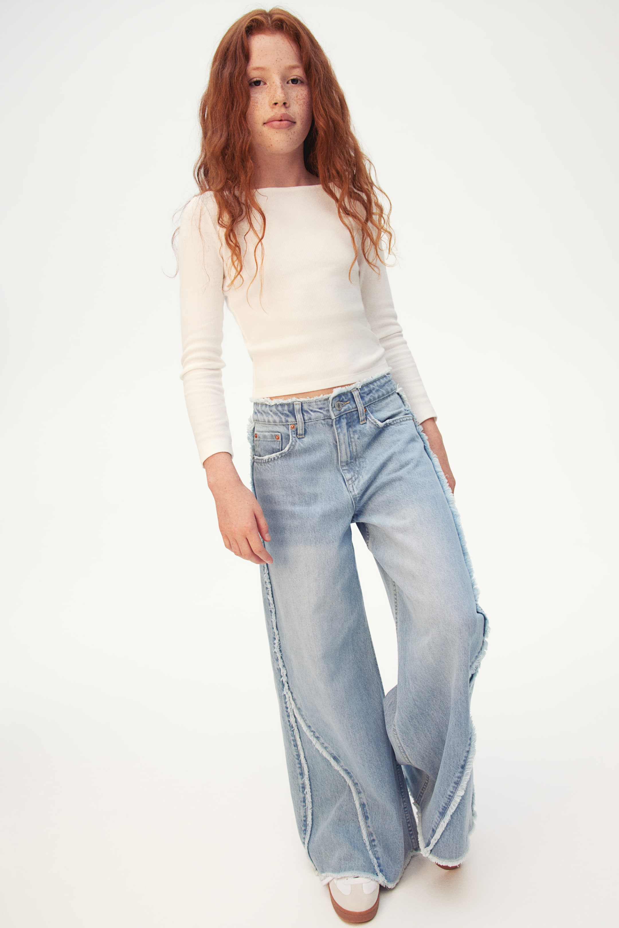 Super Wide Leg Jeans