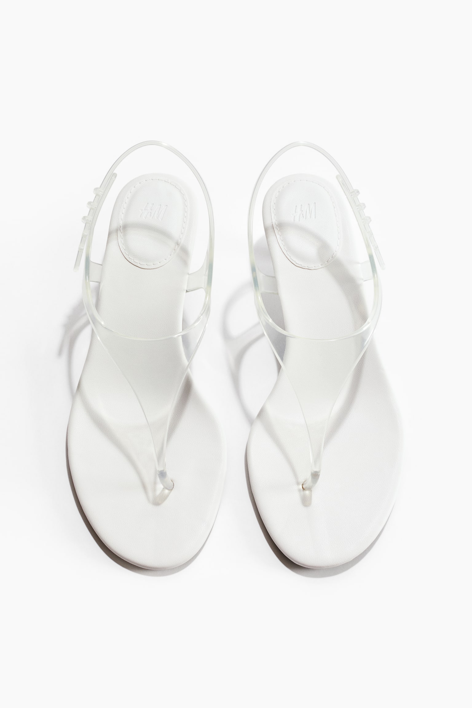 Kitten-heeled sandals - 1