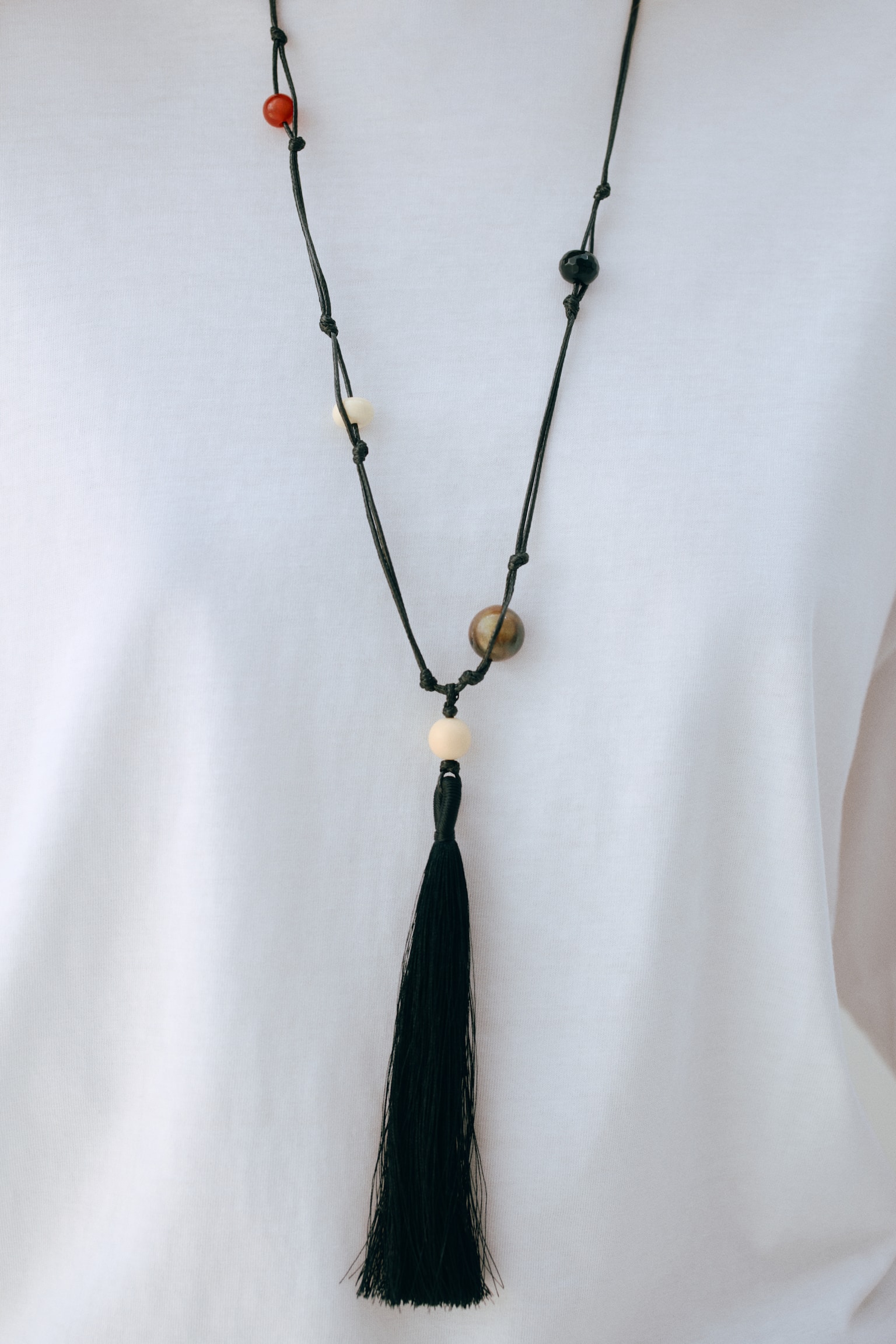 Halskæde af snøre med perler - Sort/Brun - 3