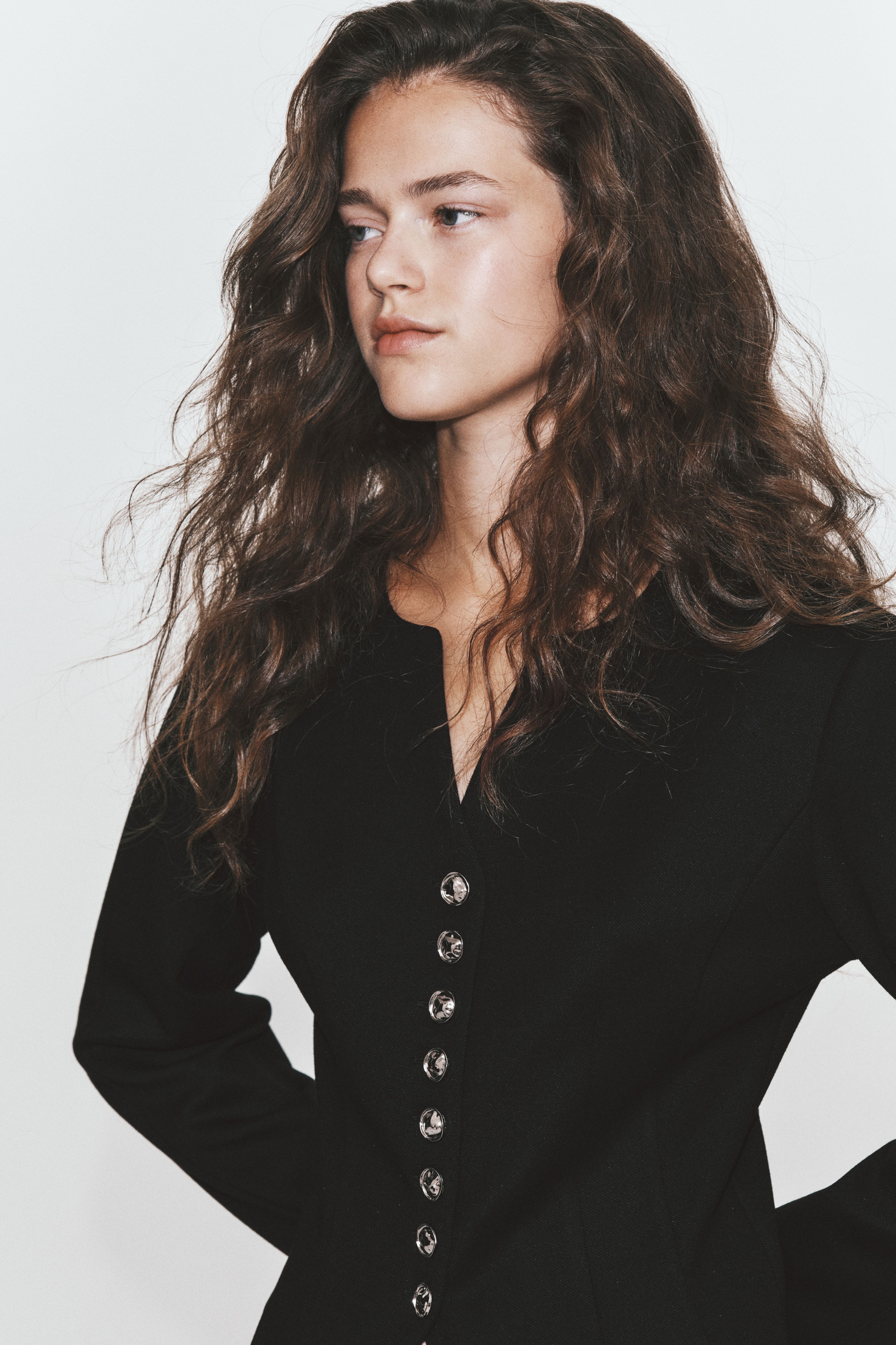 Long-Sleeved Fitted Cardigan