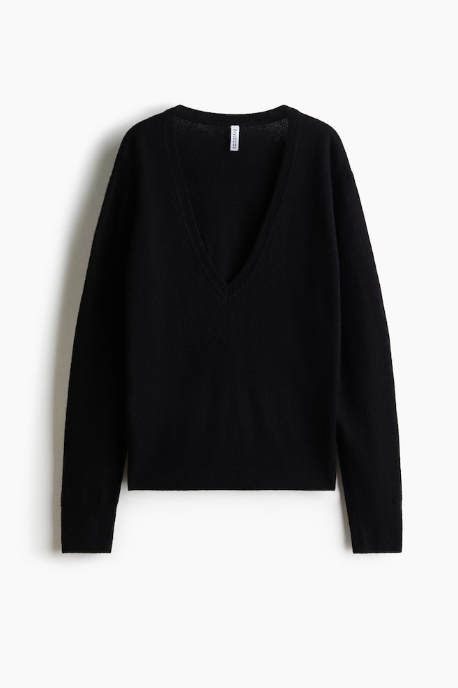 Pullover mit V-Ausschnitt - Schwarz - 1