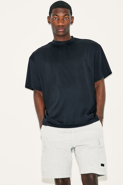 Loose Fit Sports Shirt in DryMove™ - Black - Men | H&M US