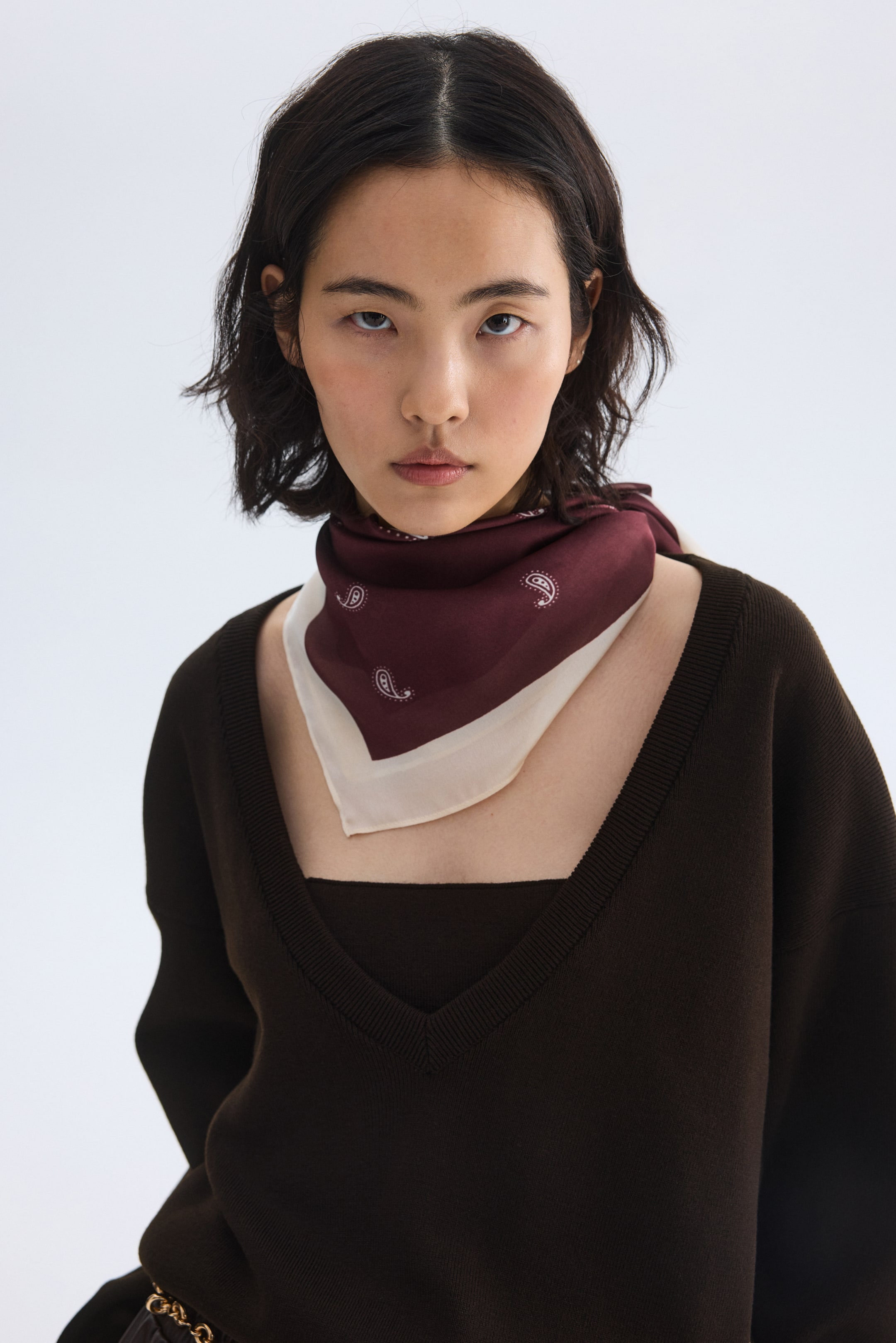 View larger image: V-neck jumper - Dark brown - Ladies | H&M 1