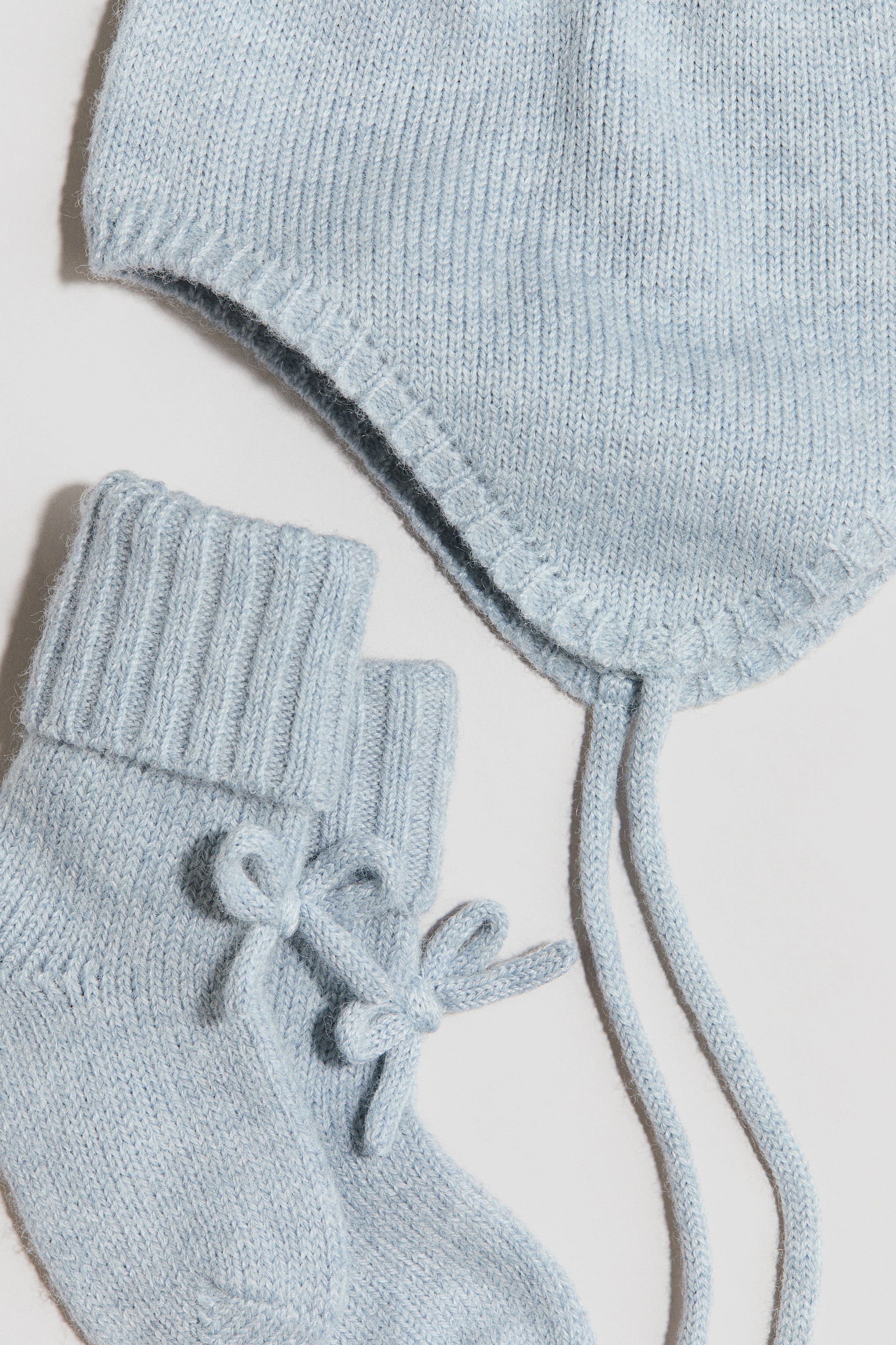 2-Piece Bonnet and Socks Set
