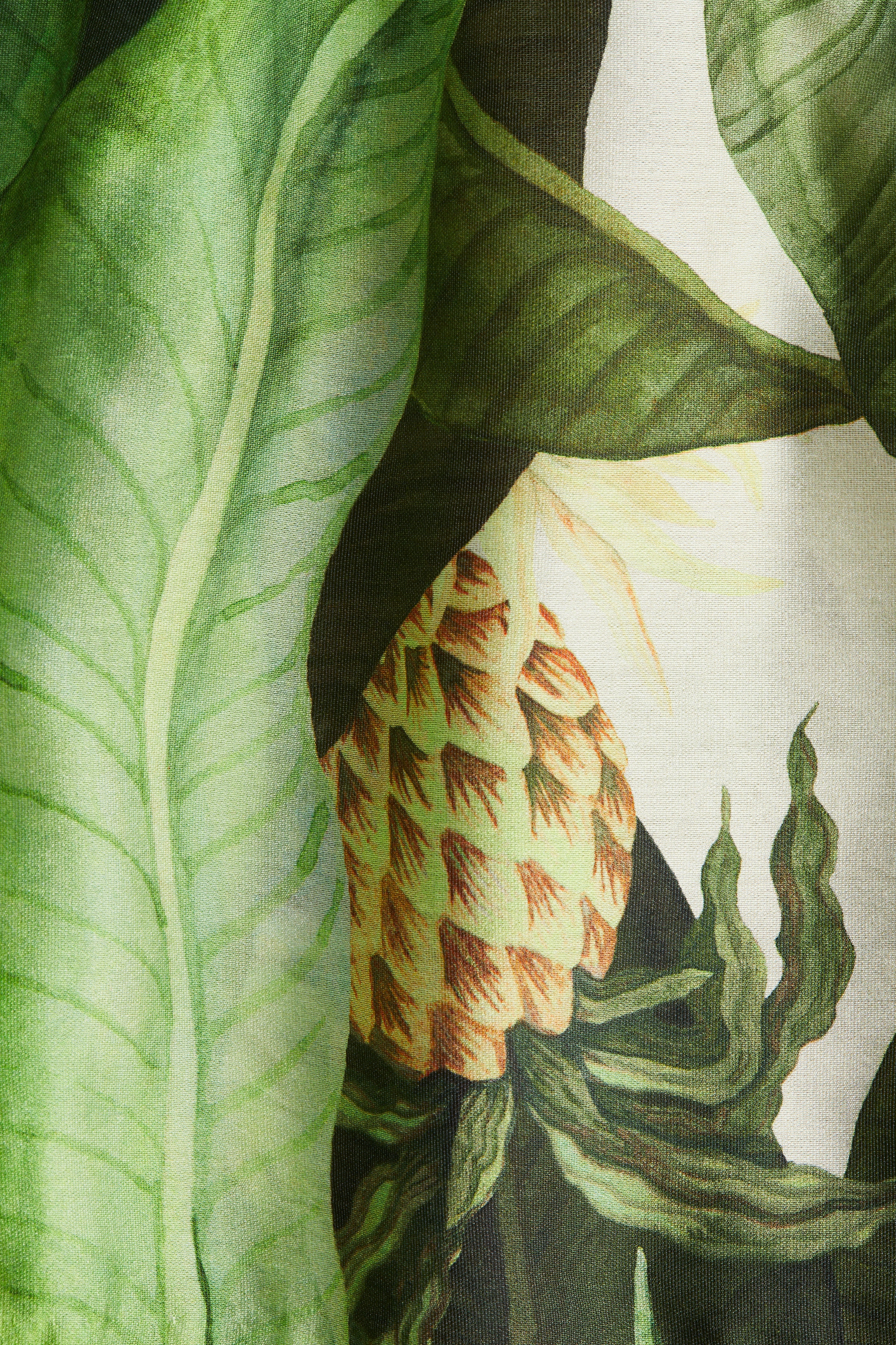 Patterned pull-on shorts