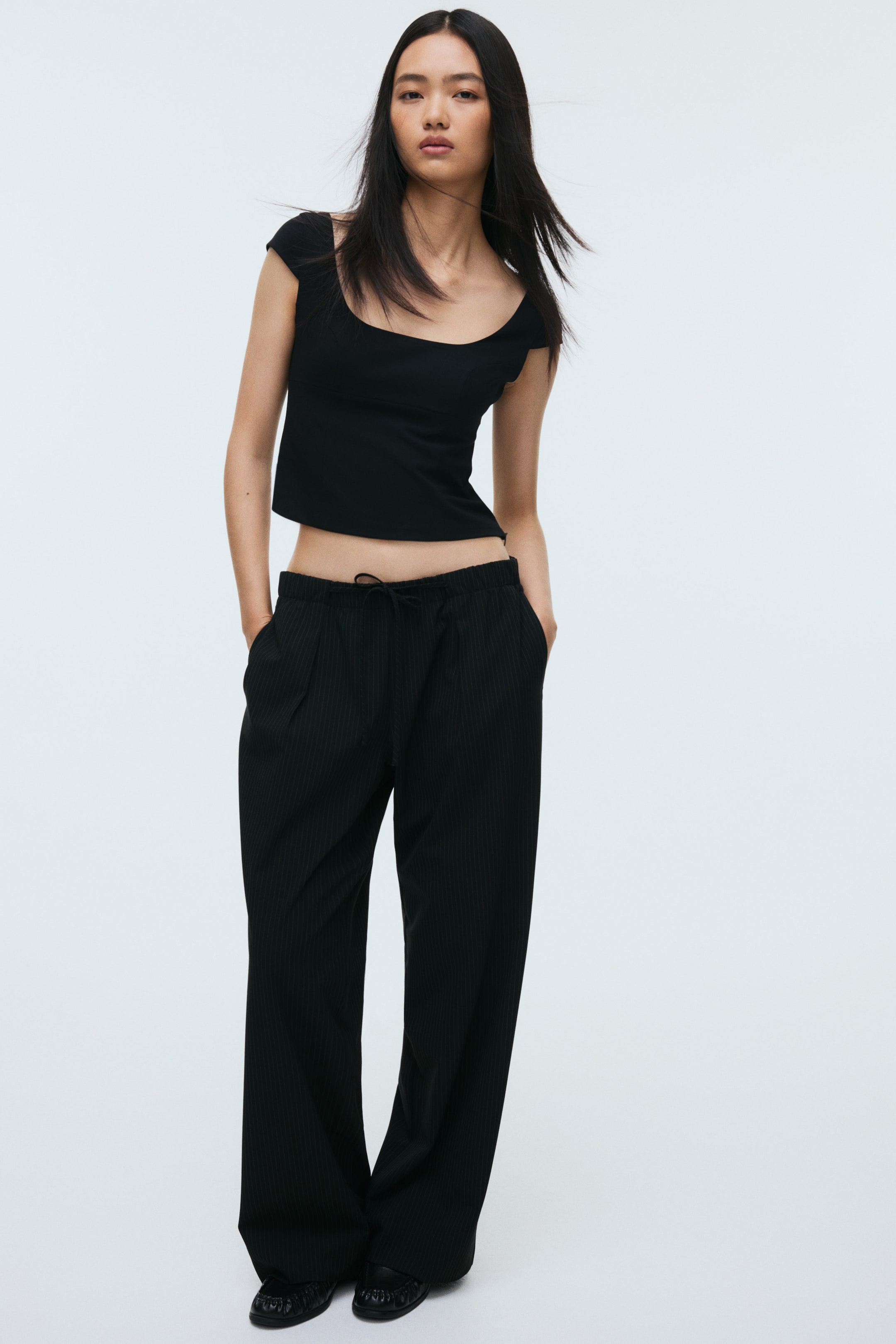 View larger image: Pull-On Pants - Black/pinstriped - Ladies | H&M US 1