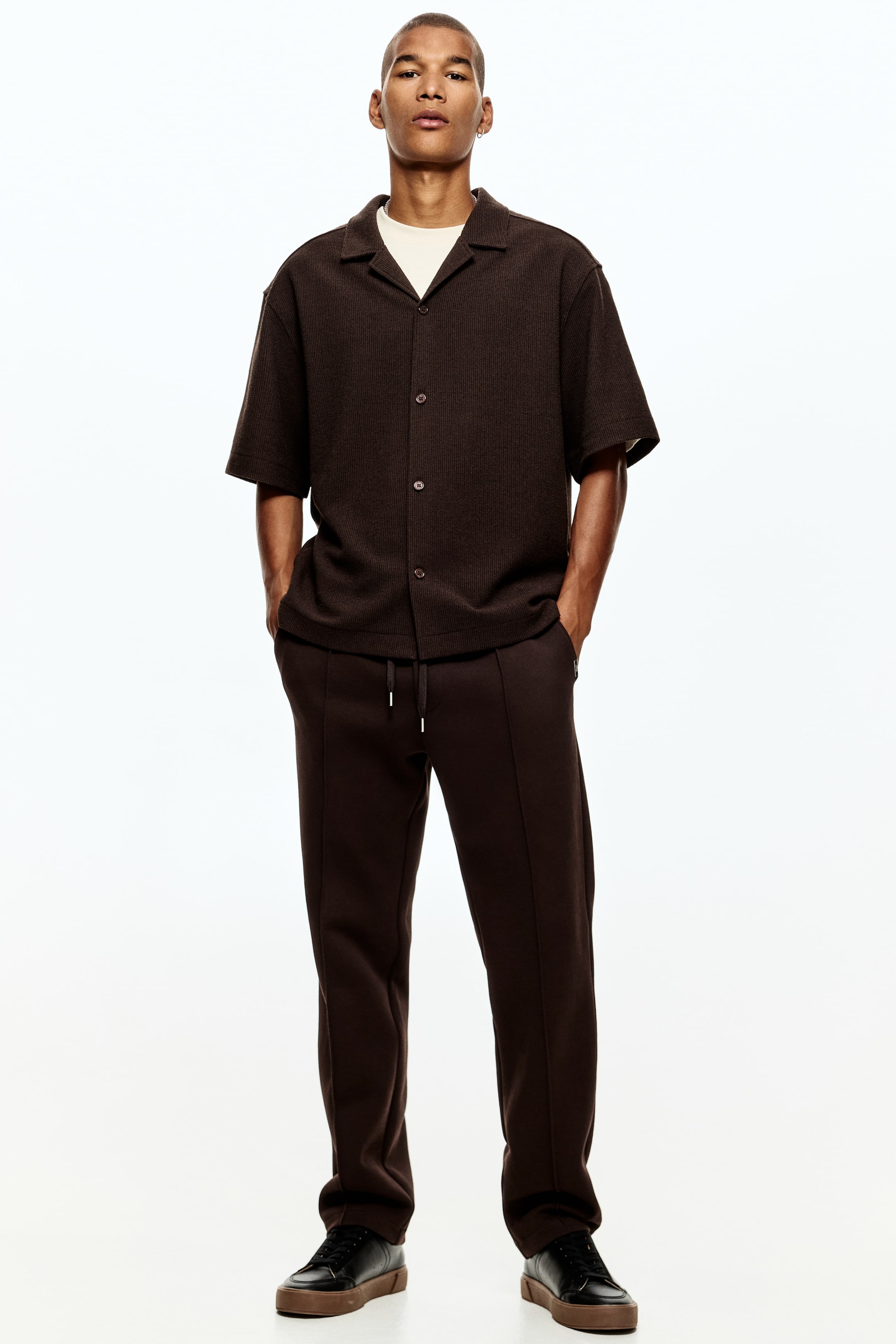 View larger image: Regular Fit Tailored joggers - Dark brown - Men | H&M IE 1