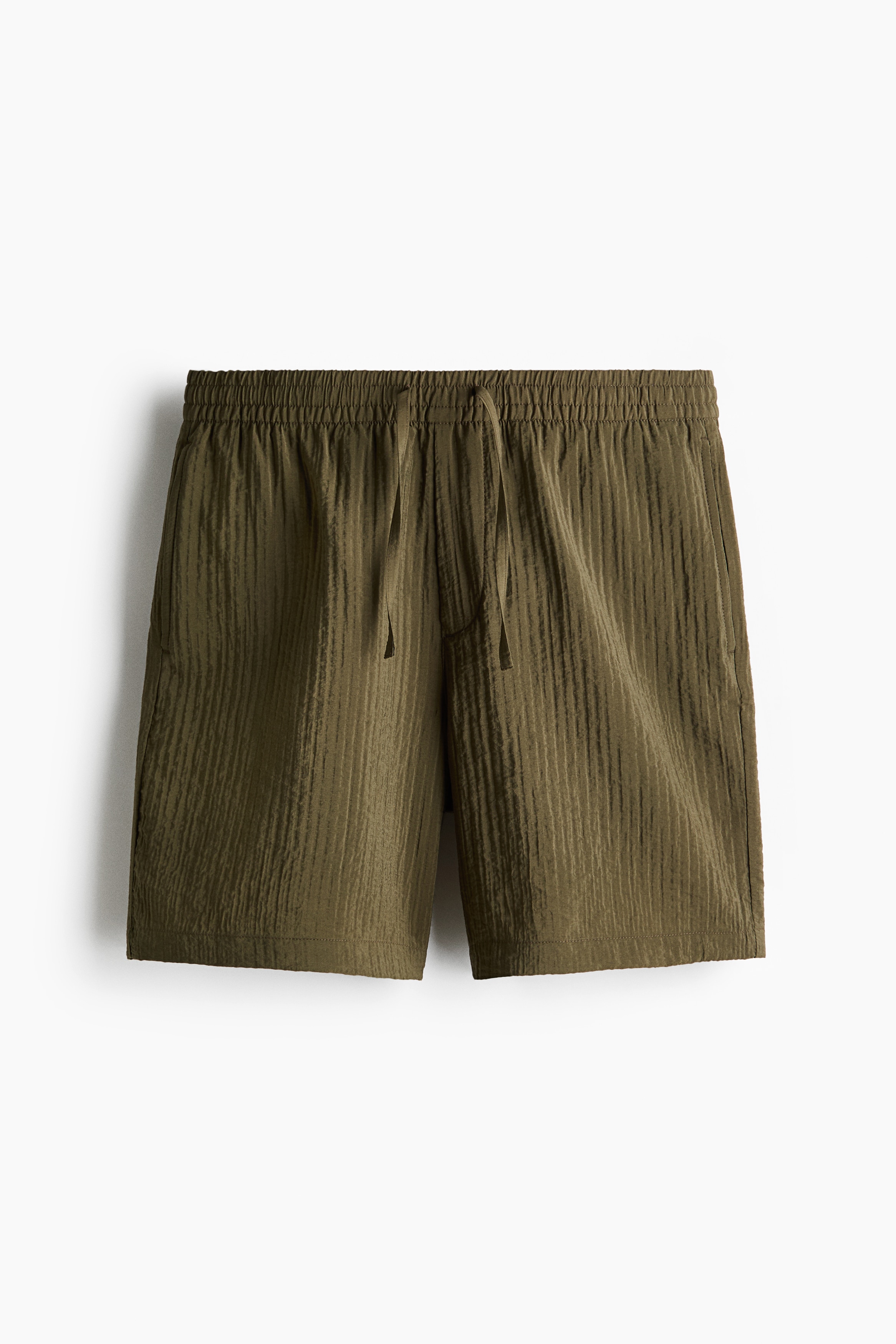 Relaxed-Fit Textured ShortsModel