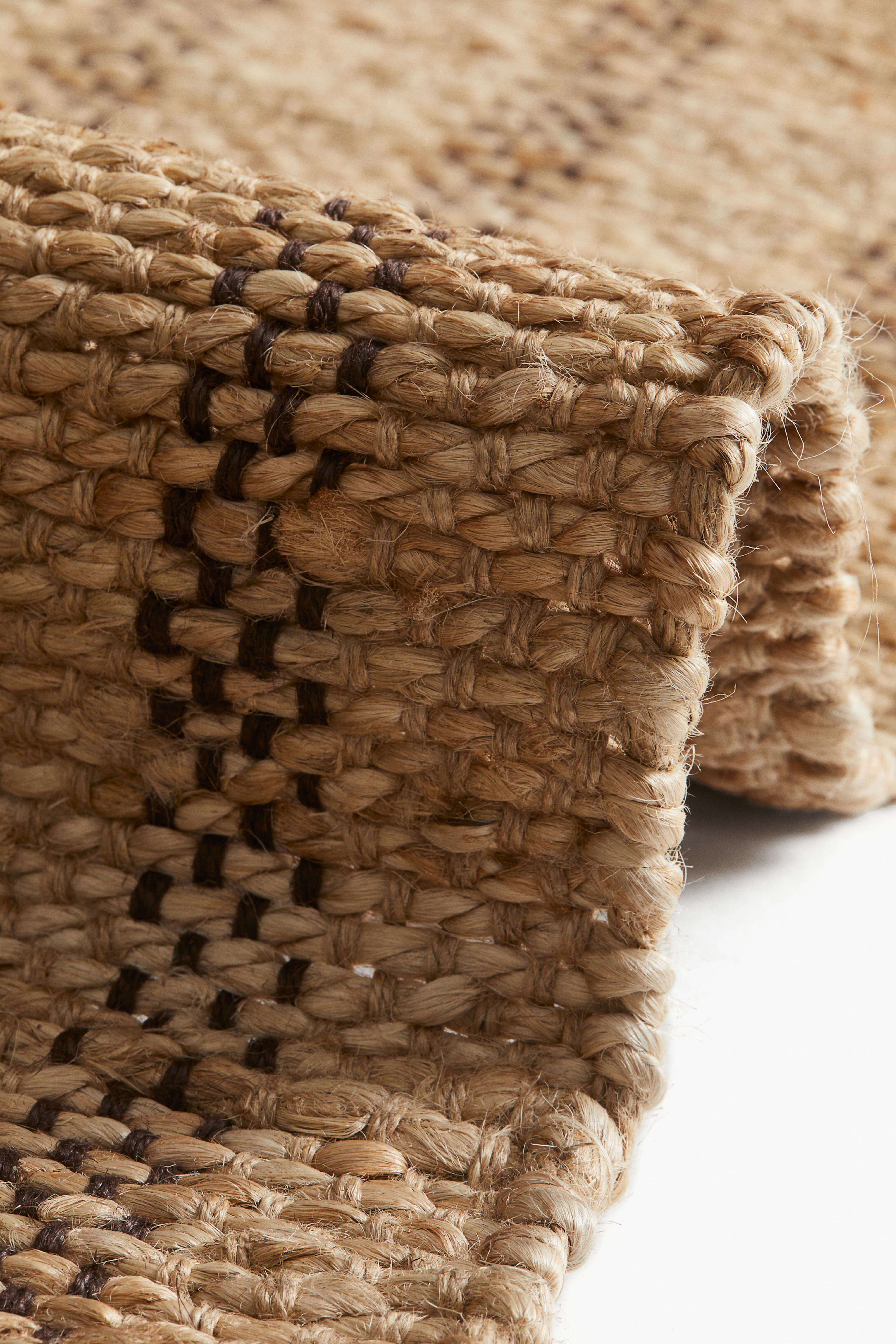 Jute Rug with Fringe