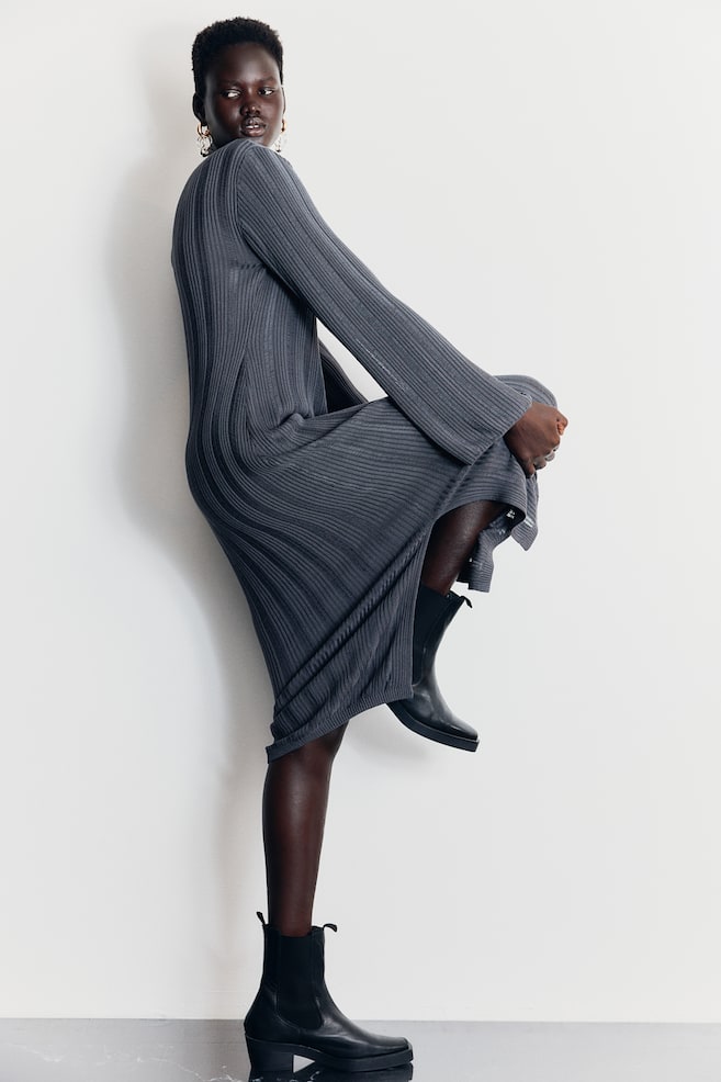 Strukturstrikket bodycon-kjole - Mørk grå/Sort/Lys gråbeige - 1