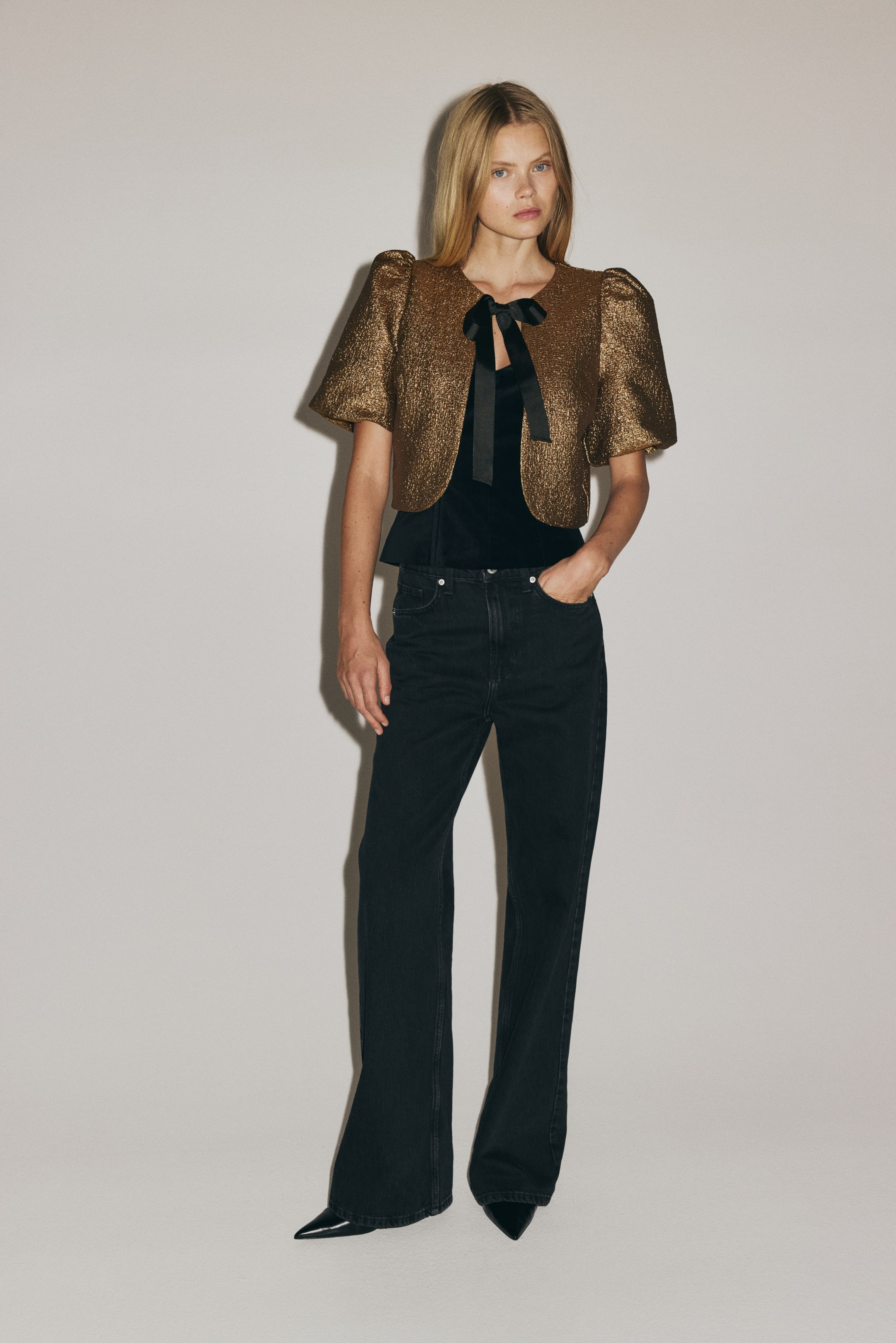 Ampliar la imagen: Top con mangas abombadas - Dorado - Ladies | H&M MX 4