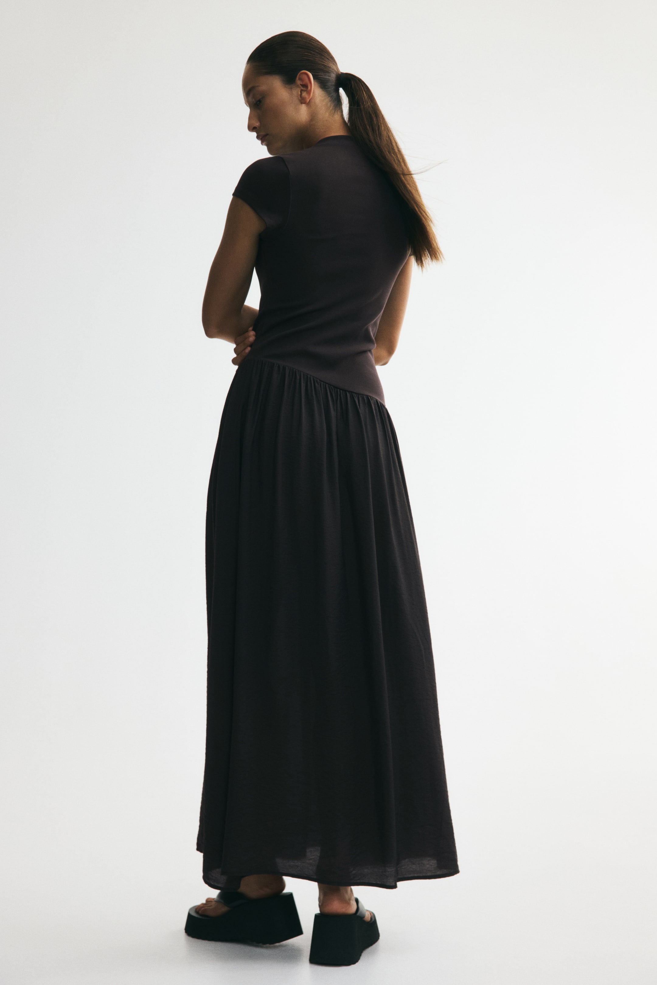 Женские H&M Asymmetric Dual-Fabric Dress — фото 3