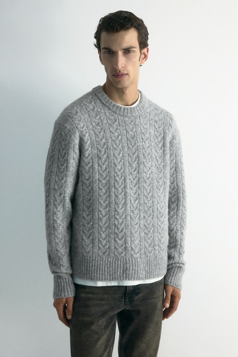 grey dress sweater men Everlane Cashmere Crew Neck Sweater In Light Heather Grey, Size Small