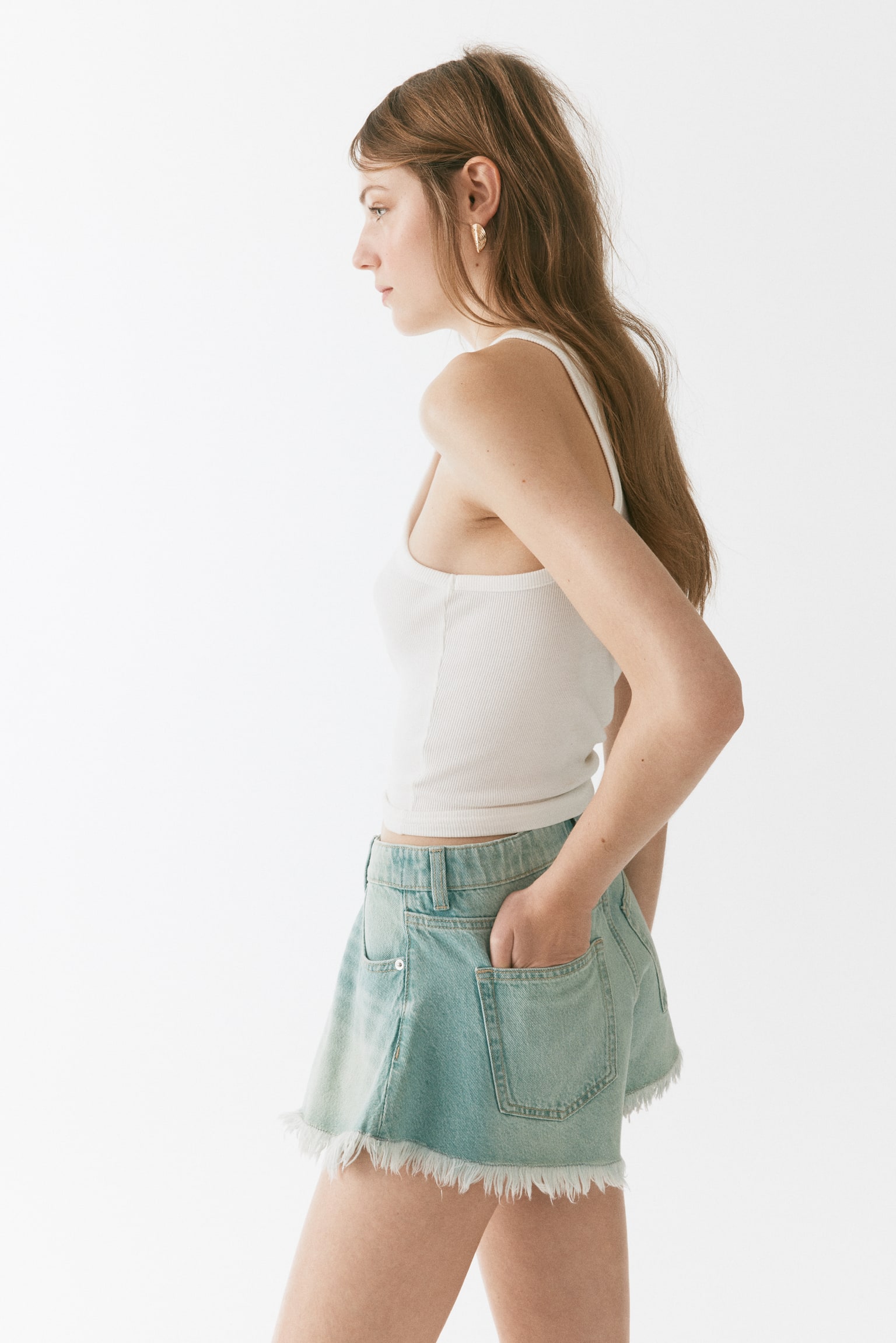 Frayed denim shorts - 3