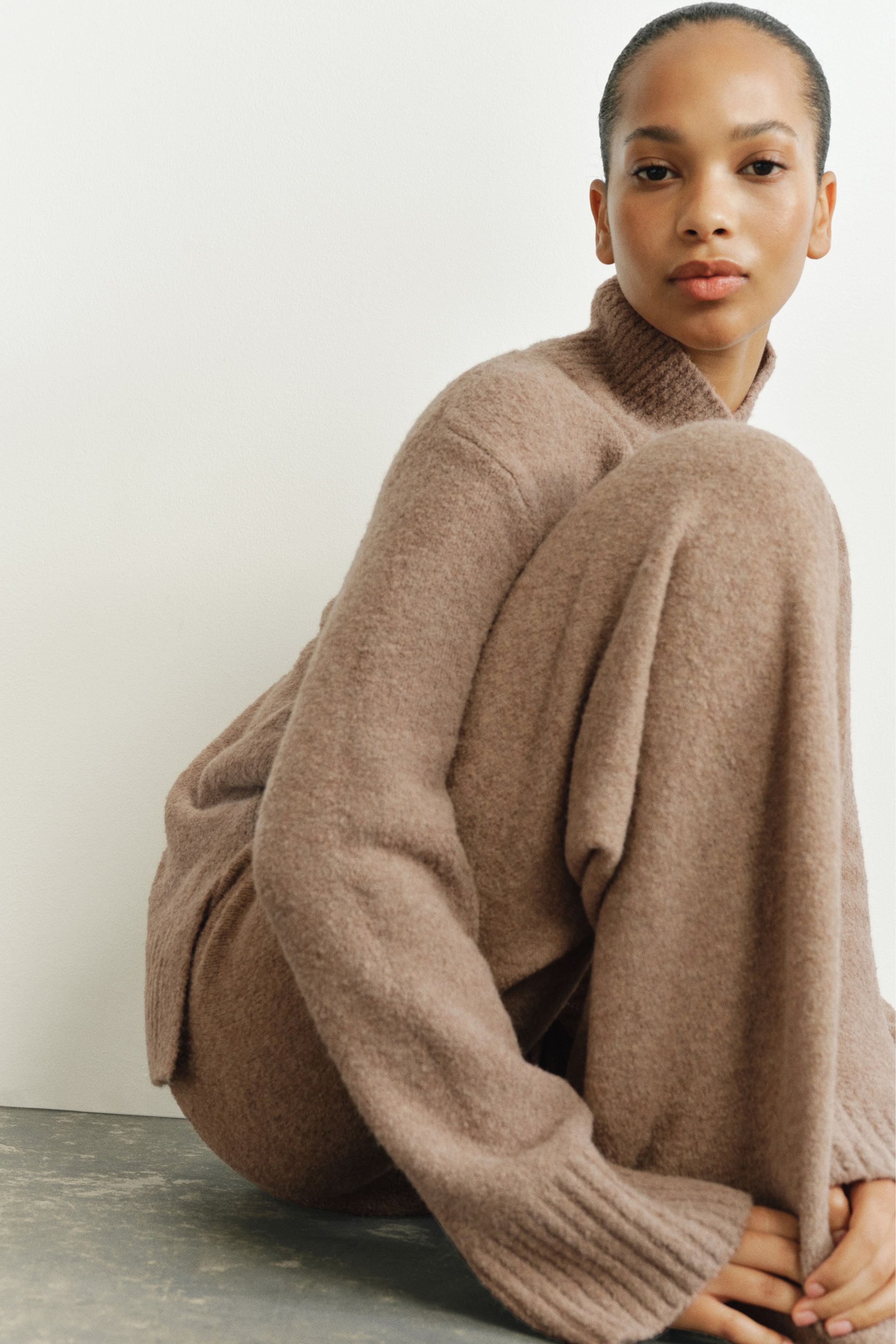 View larger image: Loose-fit wool-blend trousers - Beige - Ladies | H&M 1