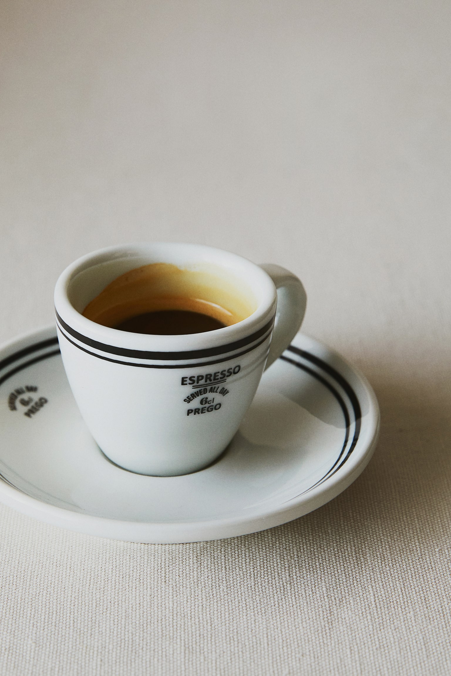 Espresso cup and saucer - White/Black - 2