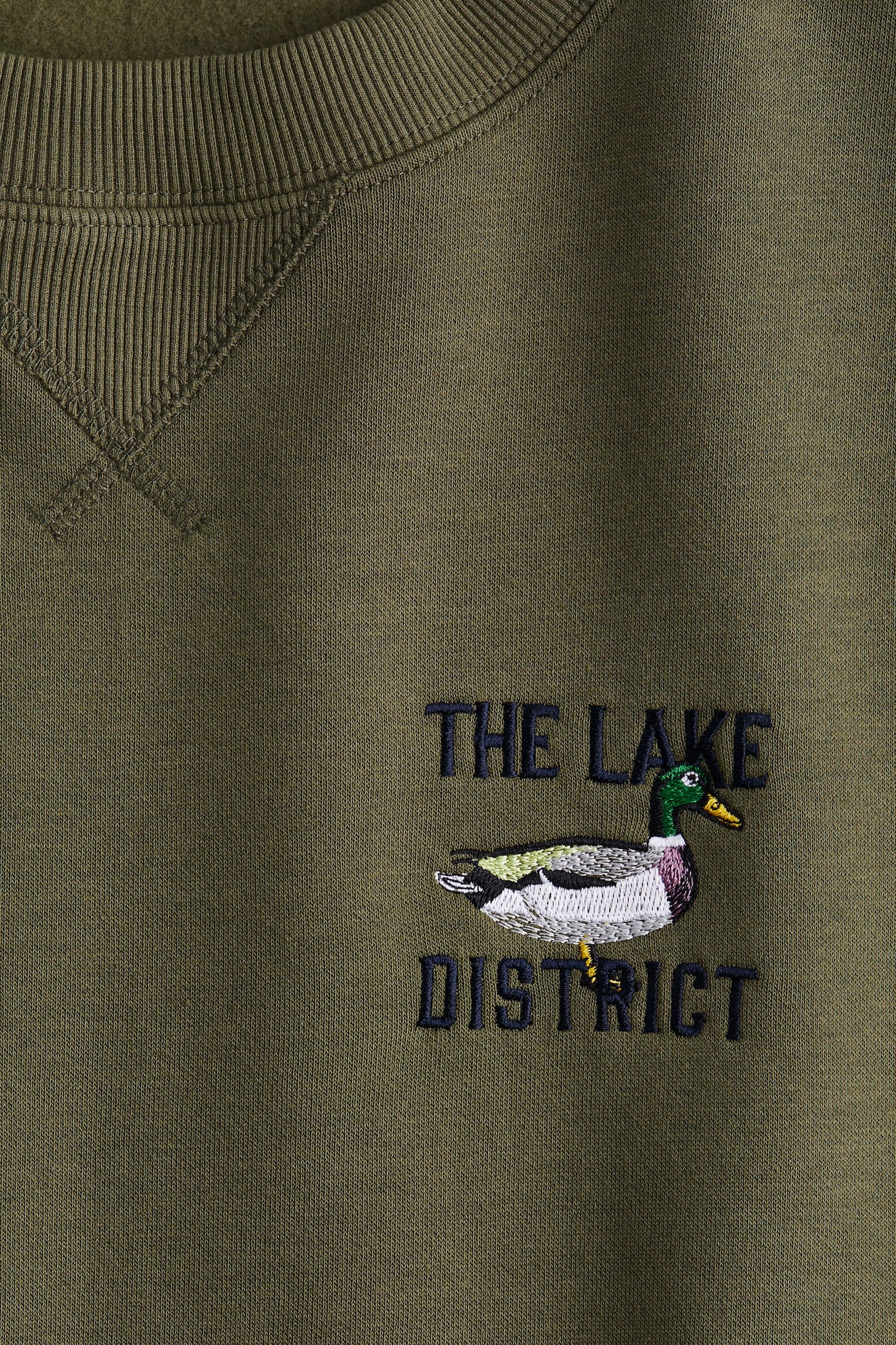 Sweatshirt with Text Motif - image 3