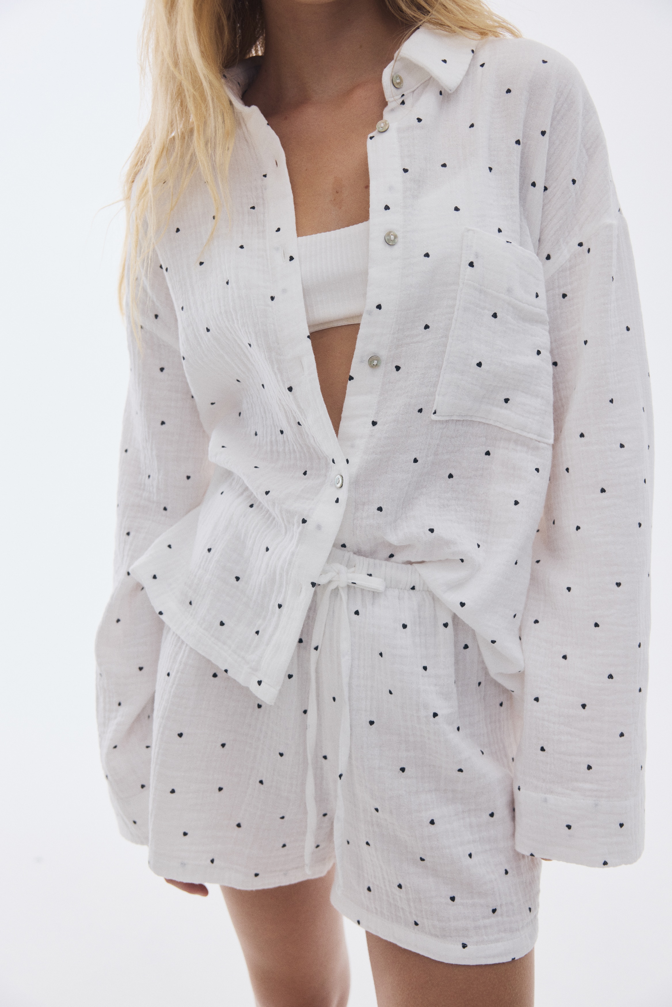Pyjama shirt and shorts