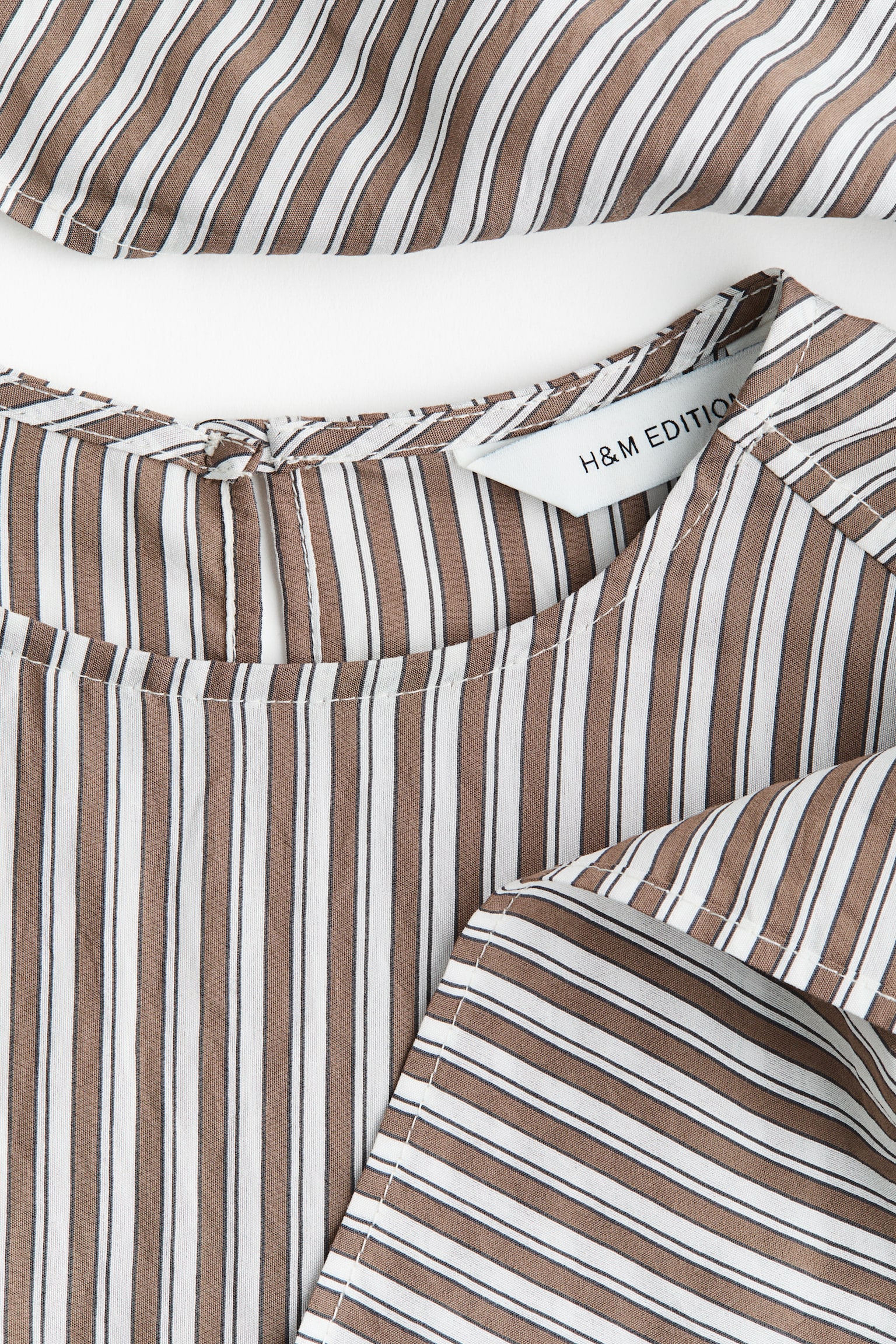 Oversized blouse with scarf - Brown/Striped - 2