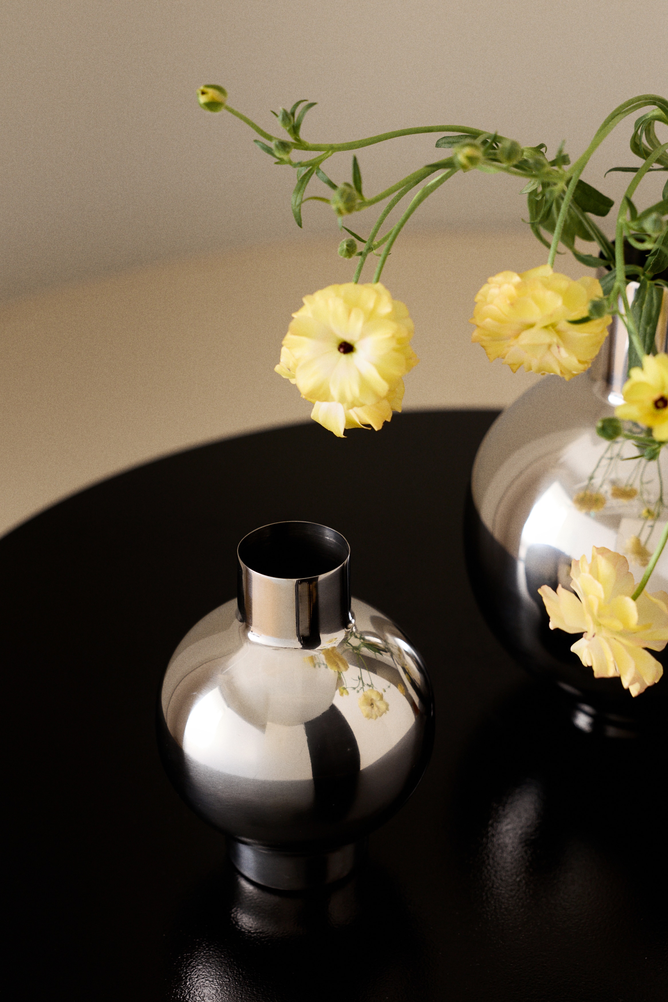 Stainless steel vase-Silver-coloured