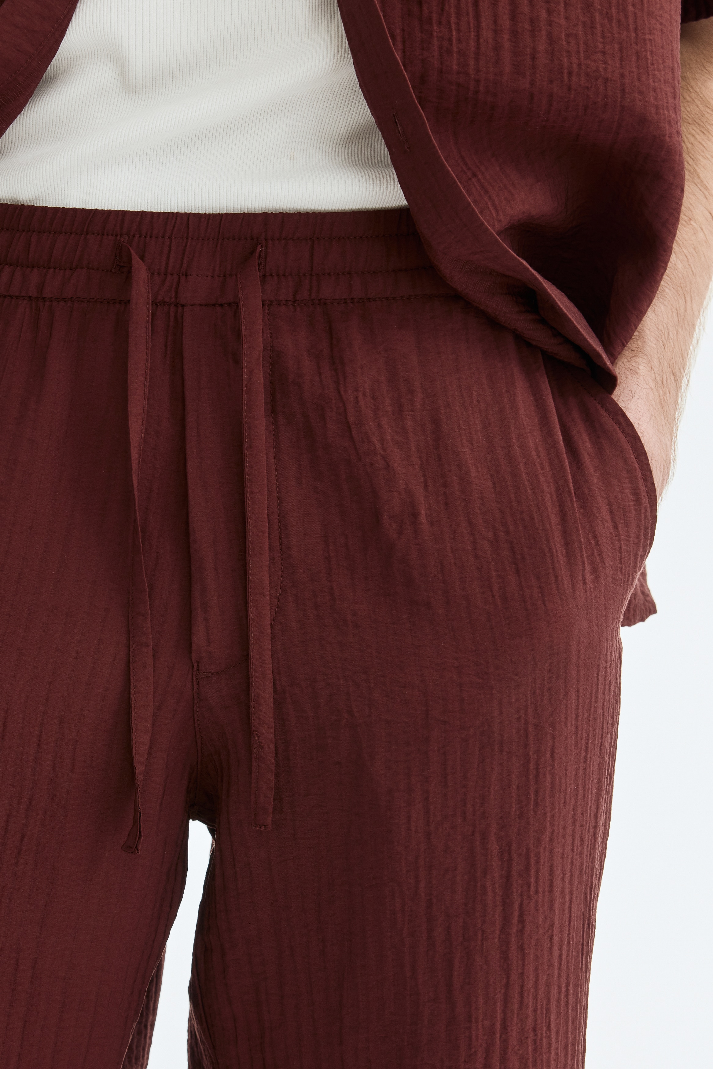 Relaxed Fit textured trousers