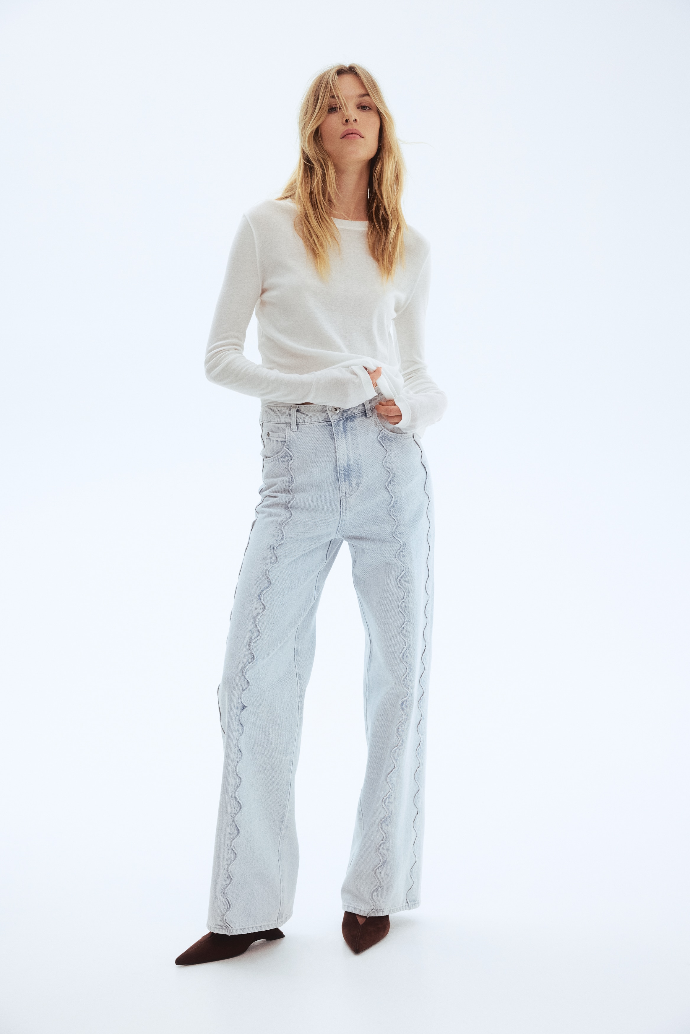 Flared Regular Waist Jeans - Albastru-denim deschis/Crem