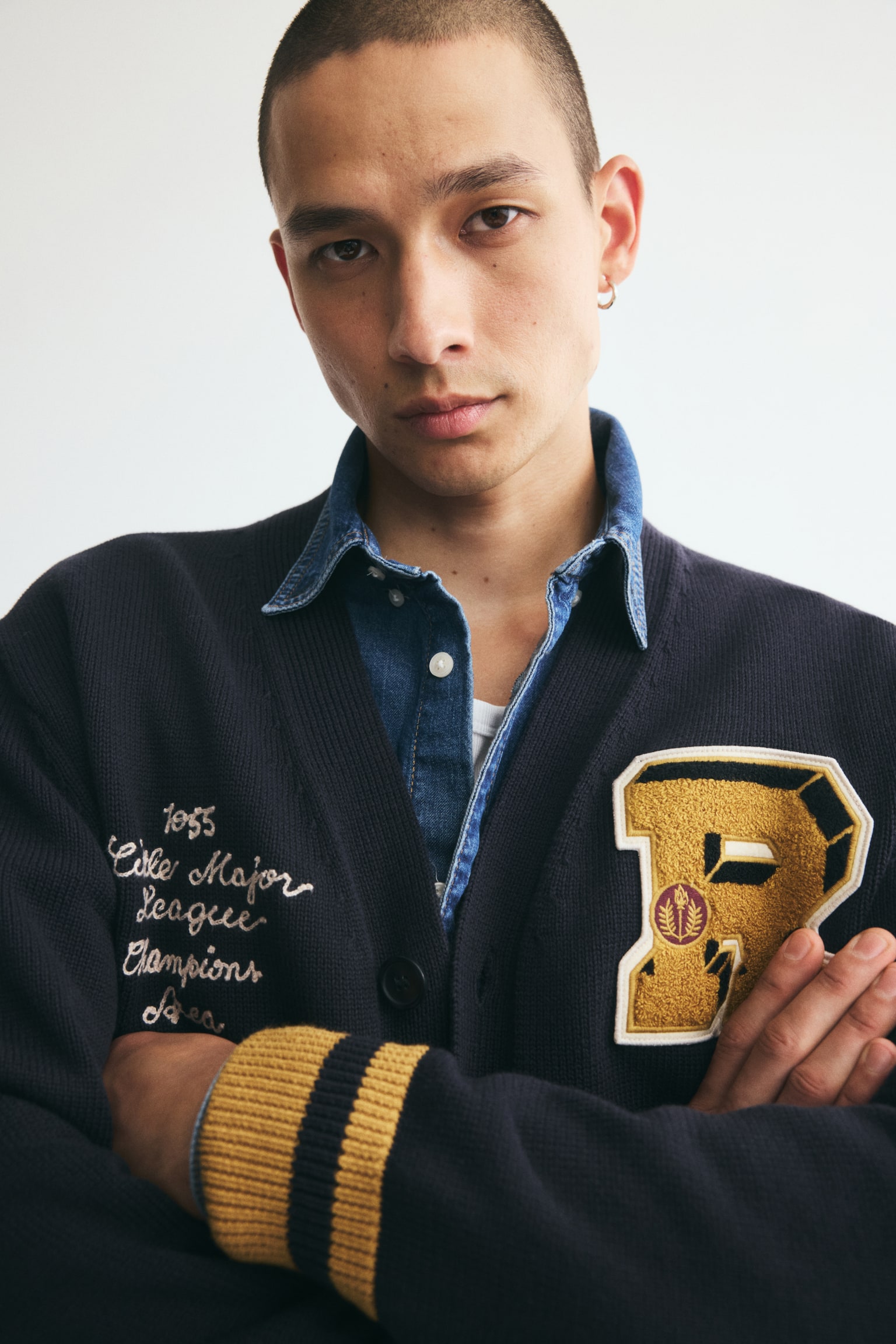 Мужской кардиган H&M Regular-Fit Embroidered, цвет: Тёмно-синий — фото 3
