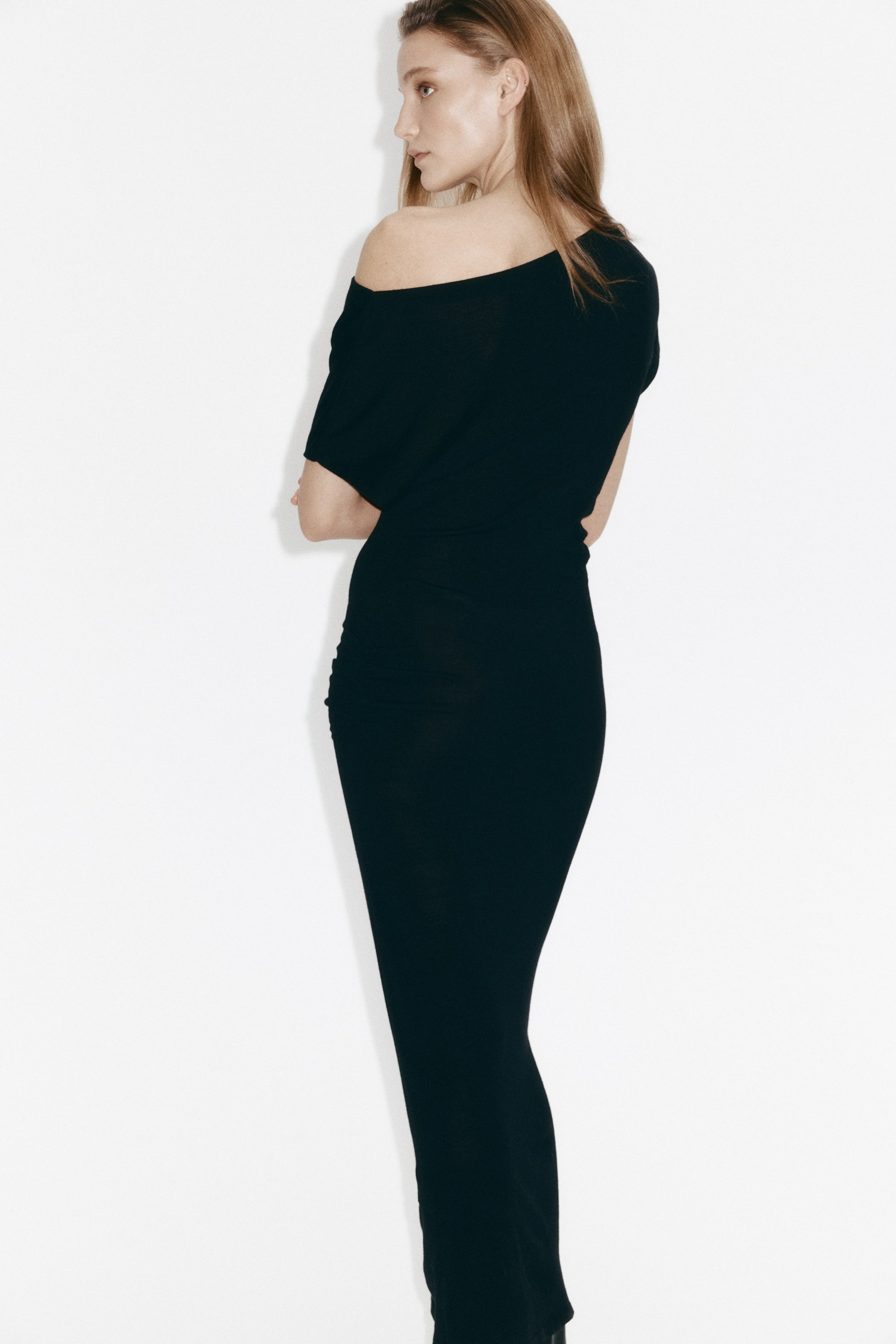 Agrandir l'image: Robe asymétrique en laine mérinos - Noir - FEMME | H&M FR 3