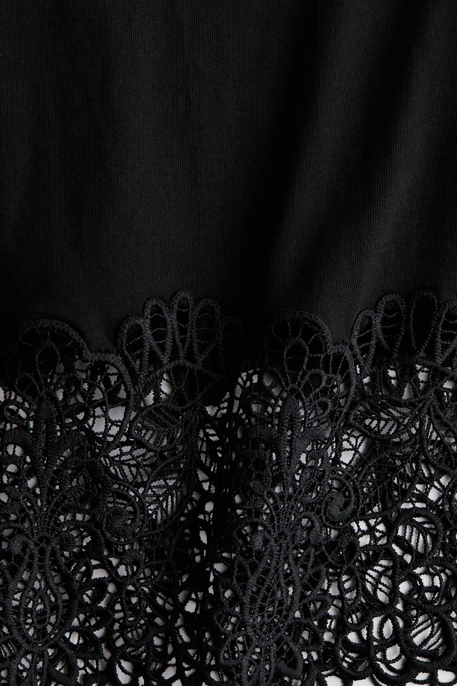 Lace-trimmed T-shirt - Black/White - 2