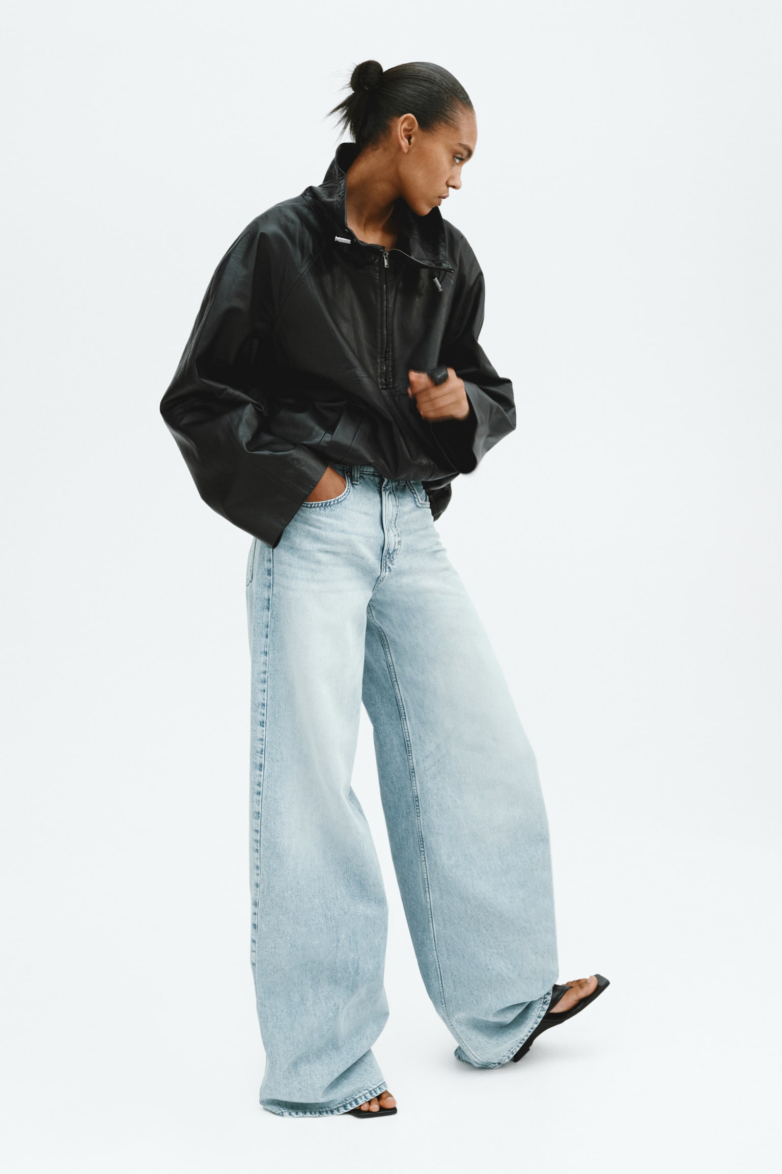 Wide High Waist Jeans - Ανοιχτό μπλε denim/Μπλε denim/Σκούρο μπλε denim/Μπλε denim/Λευκό - 8