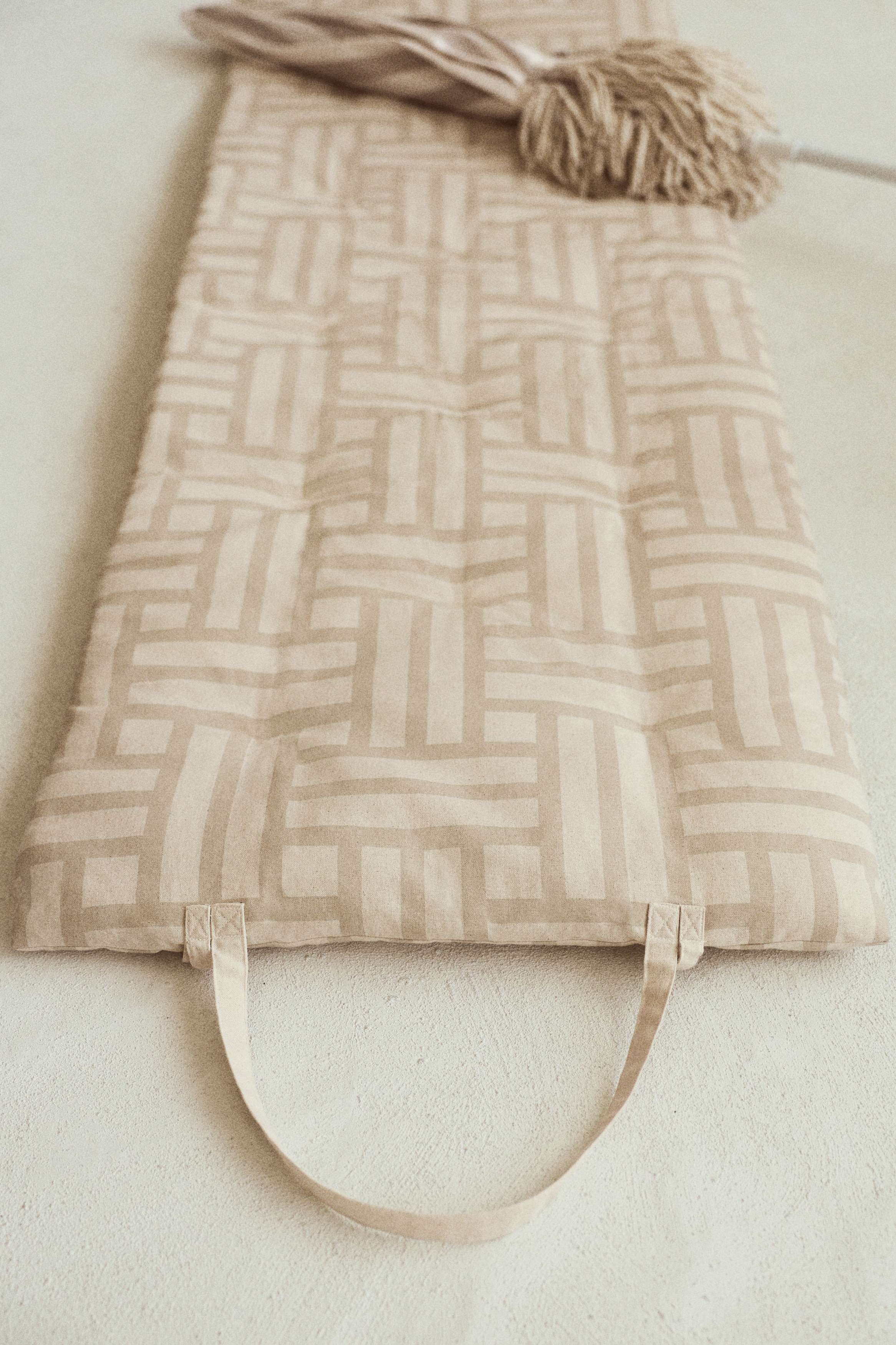 Colchoneta de playa repelente al agua - Beige claro/Diseño/Gris oscuro/Rayado/Beige claro/Rayas azules/Beige claro/Estampado azul/Beige claro