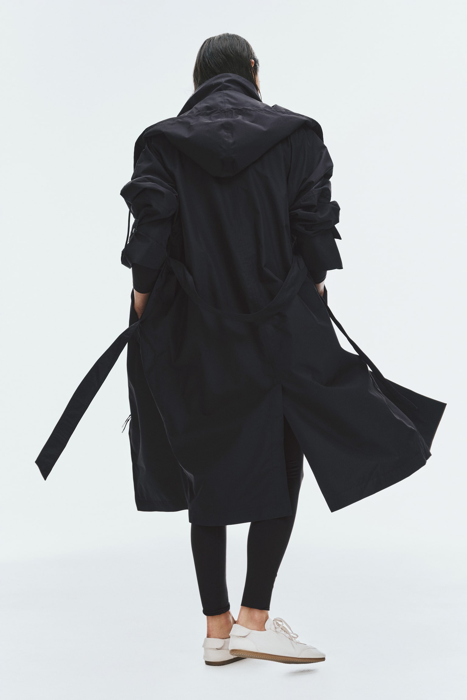 Женские куртки H&M Raincoat with StormMove™, цвет: Чёрный — фото 5