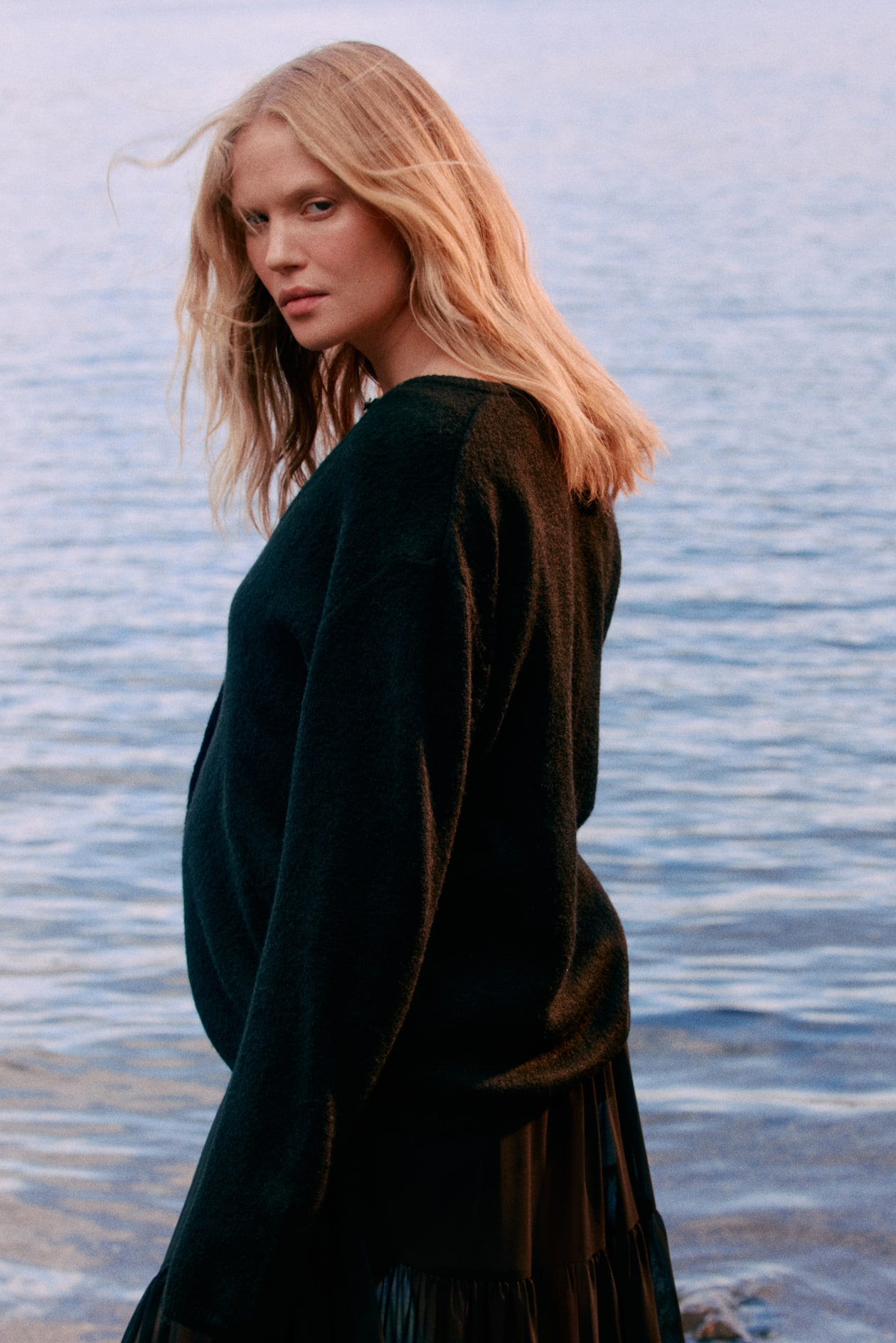 MAMA Fine-Knit Cardigan
