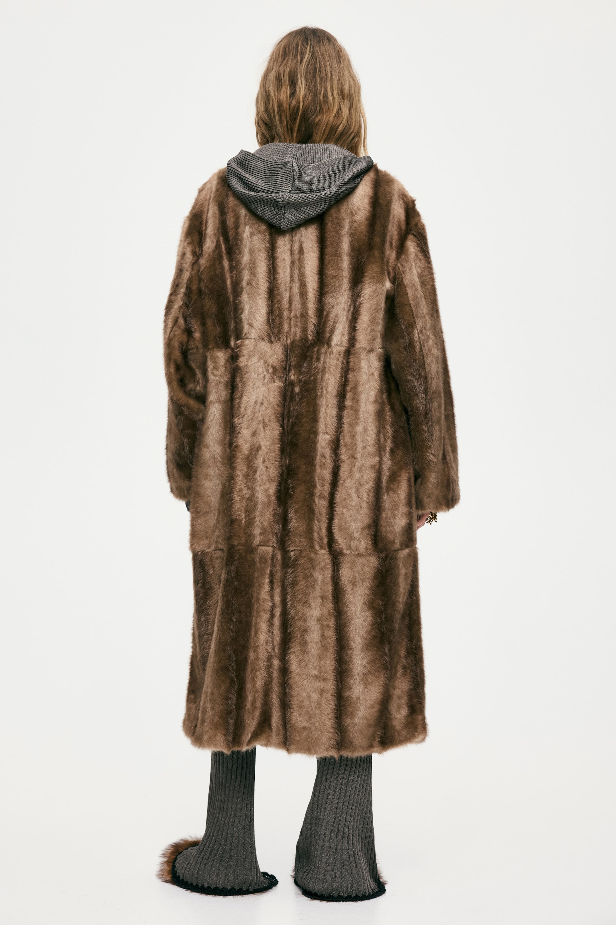 이미지 확대 보기: 머플러 디테일 코트 - 다크 베이지 - 여성 | H&M KR 5