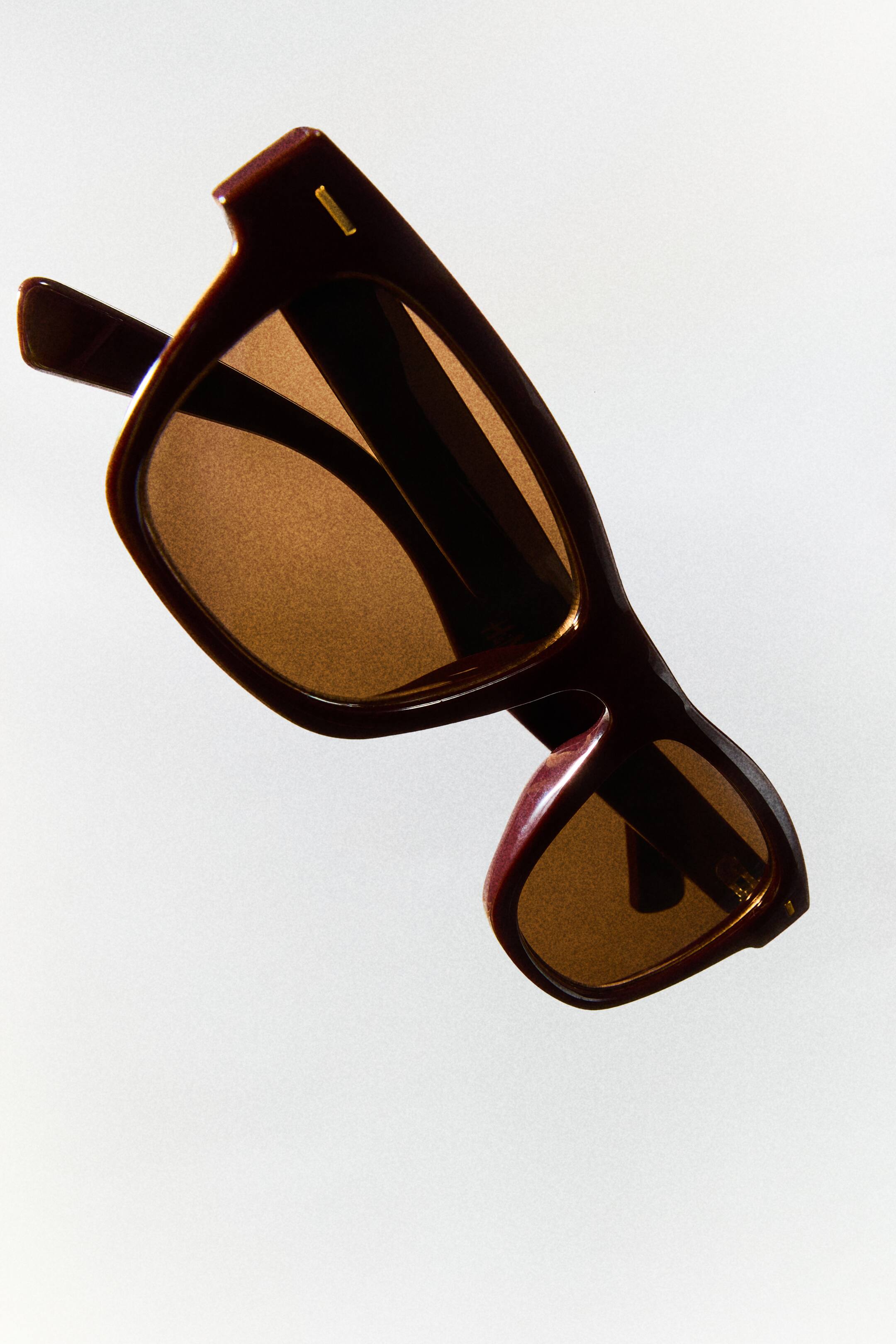 View larger image: D-frame sunglasses - Dark brown - Ladies | H&M 1