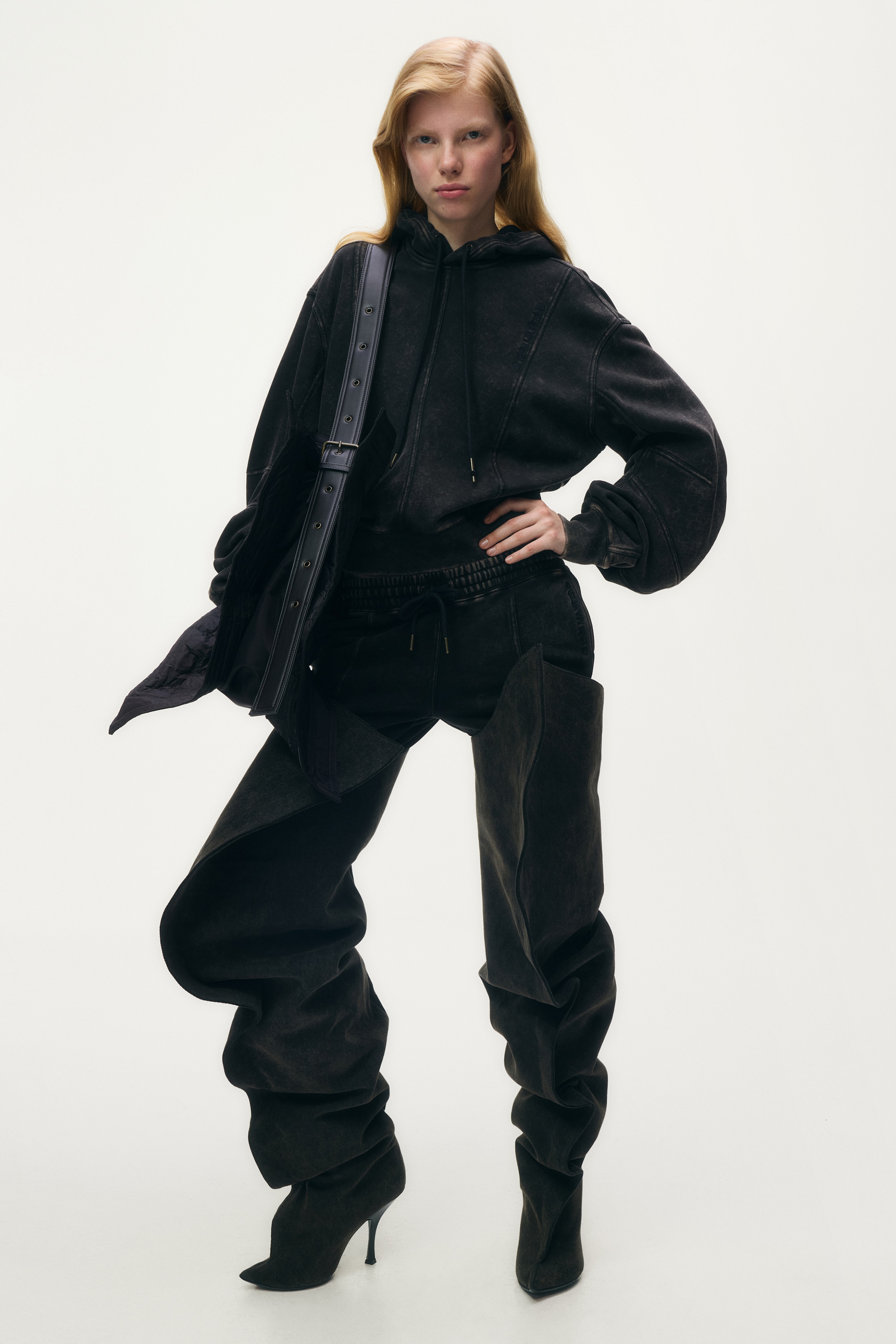 N*ー様  GLENN MARTENS デザインスウェットパーカ デザインスウェットパーカ - ダークブラウン - レディース | H&M JP