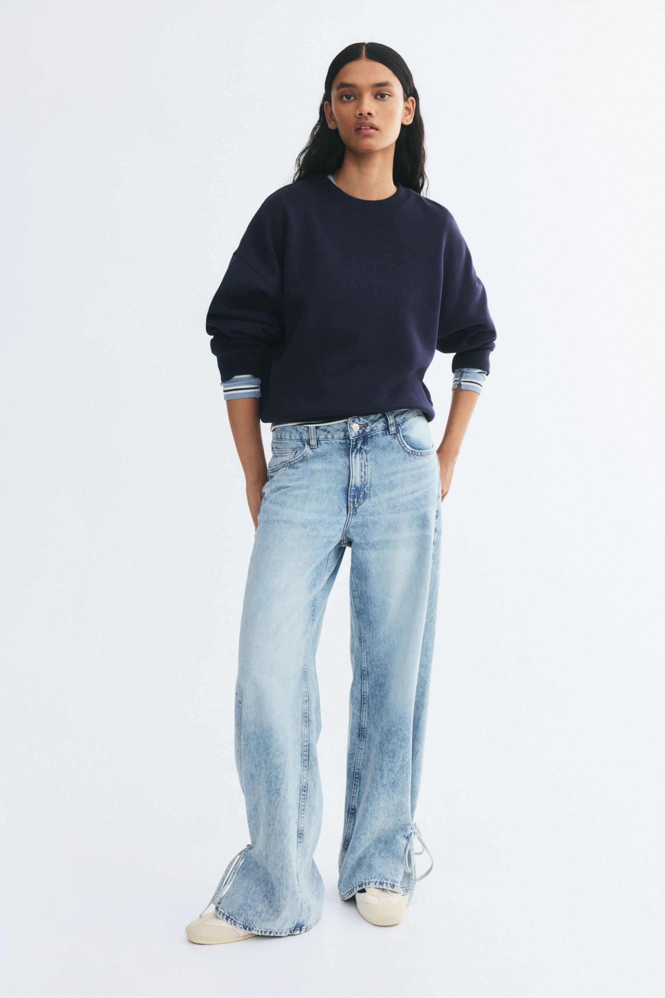 View larger image: Print-motif sweatshirt - Navy blue - Ladies | H&M 1