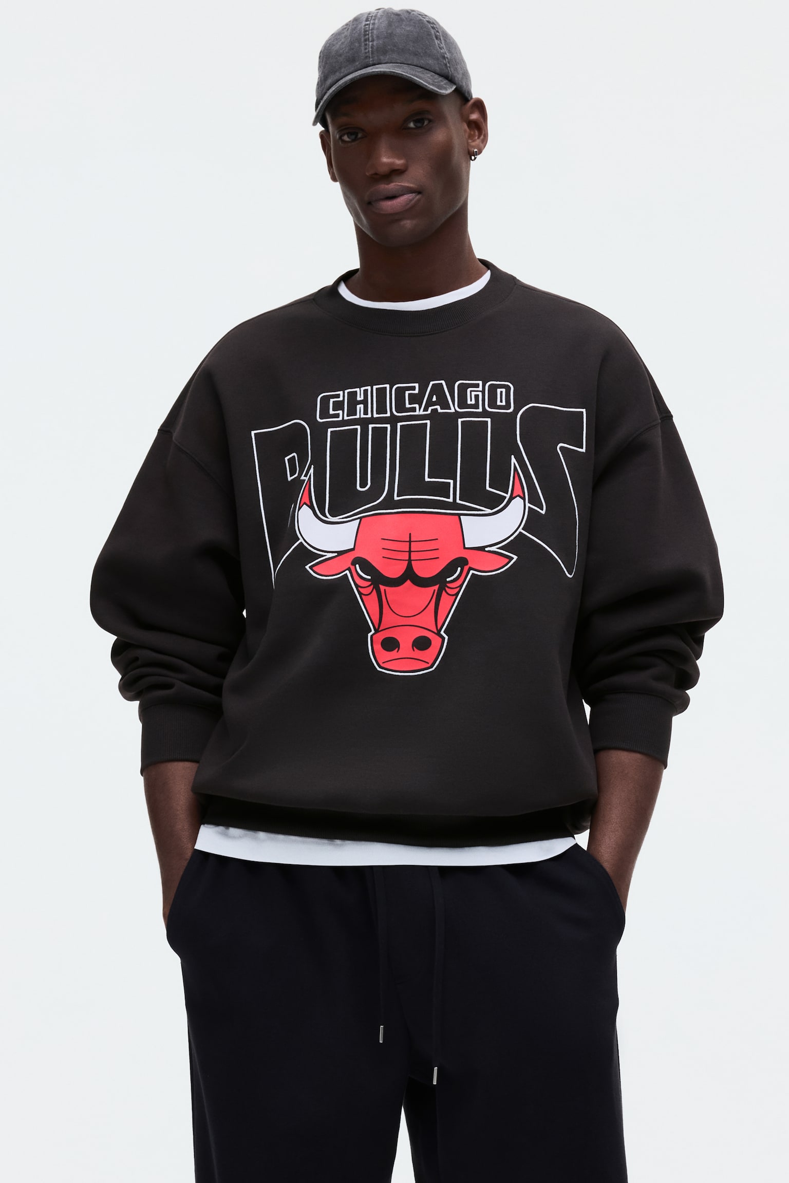 Sweat imprimé Oversized Fit - Noir/NBA/Bleu marine/NBA/Gris clair chiné/NBA/Vert/Keith Haring/Violet foncé/Snoopy - 1